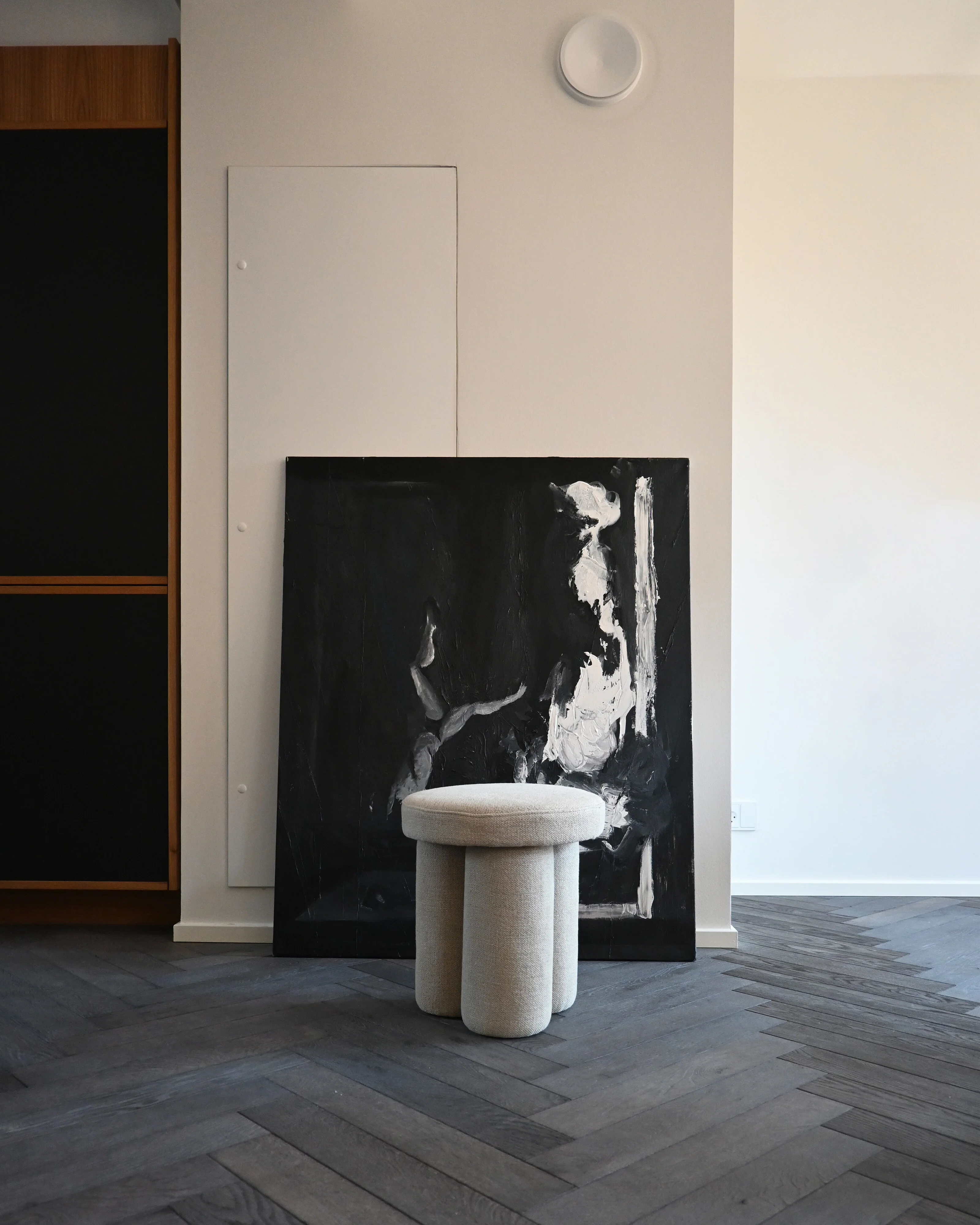 Big Foot Stool - Linen - Image 5