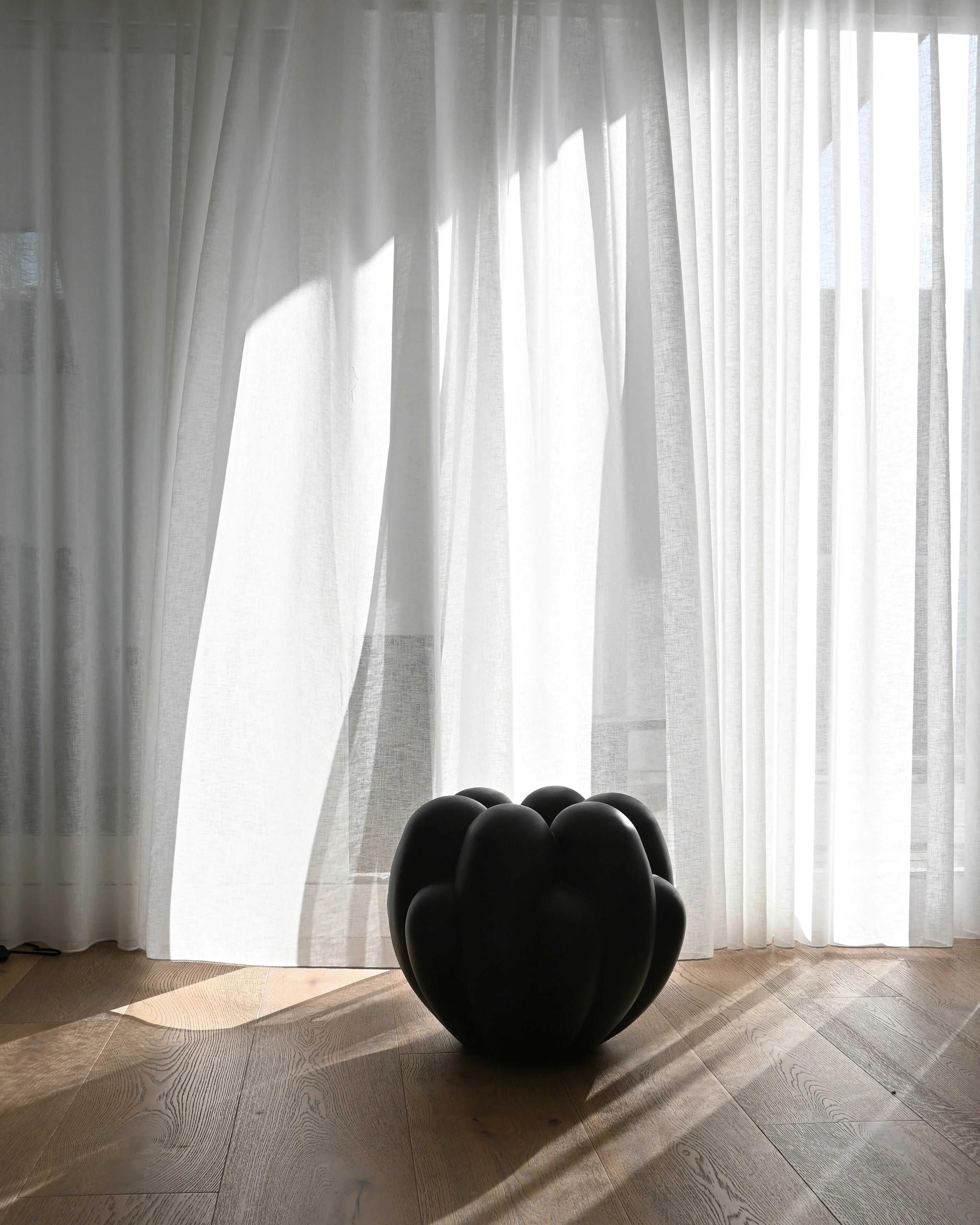 Bloom Vase, Big - Black - Image 3