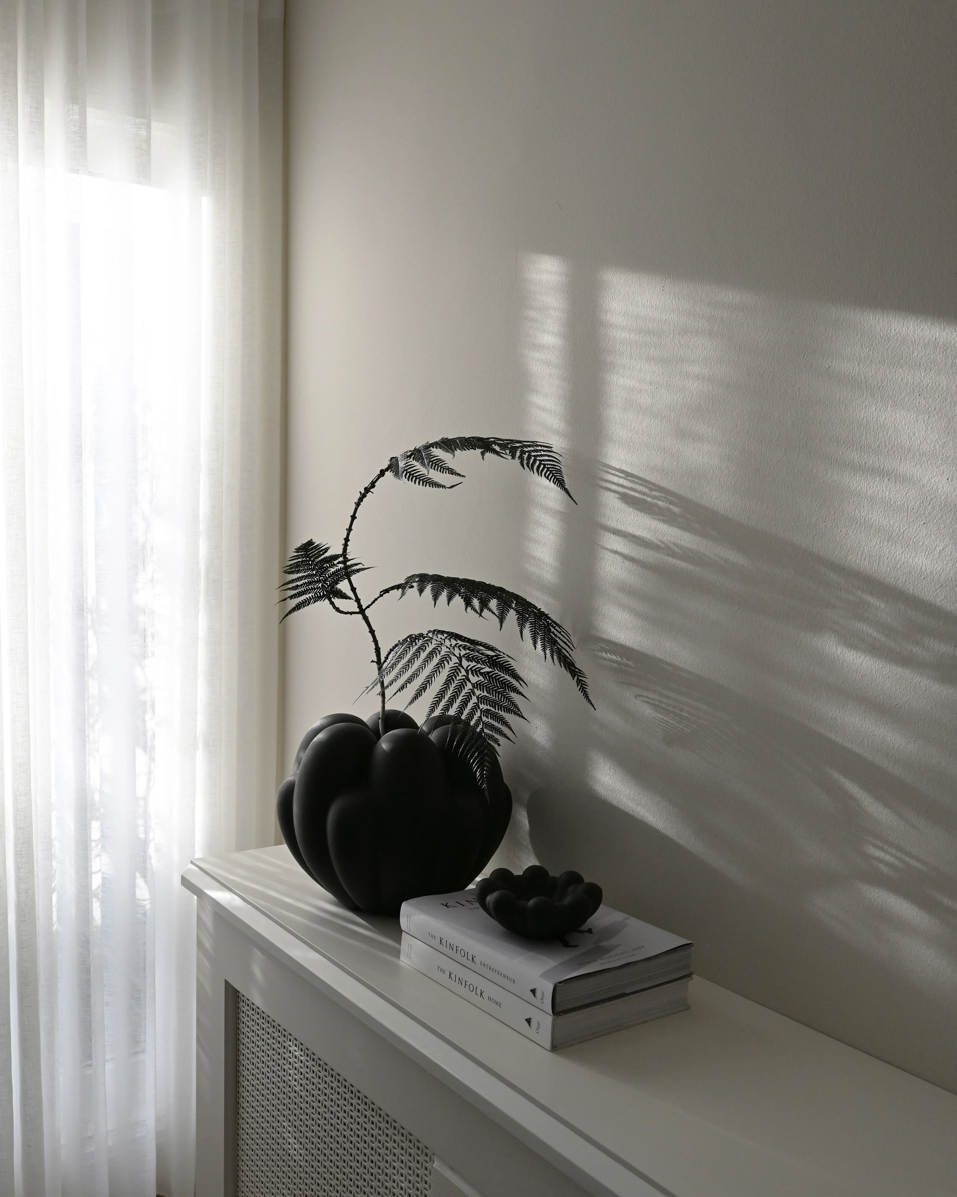 Bloom Vase, Mini - Black - Image 3