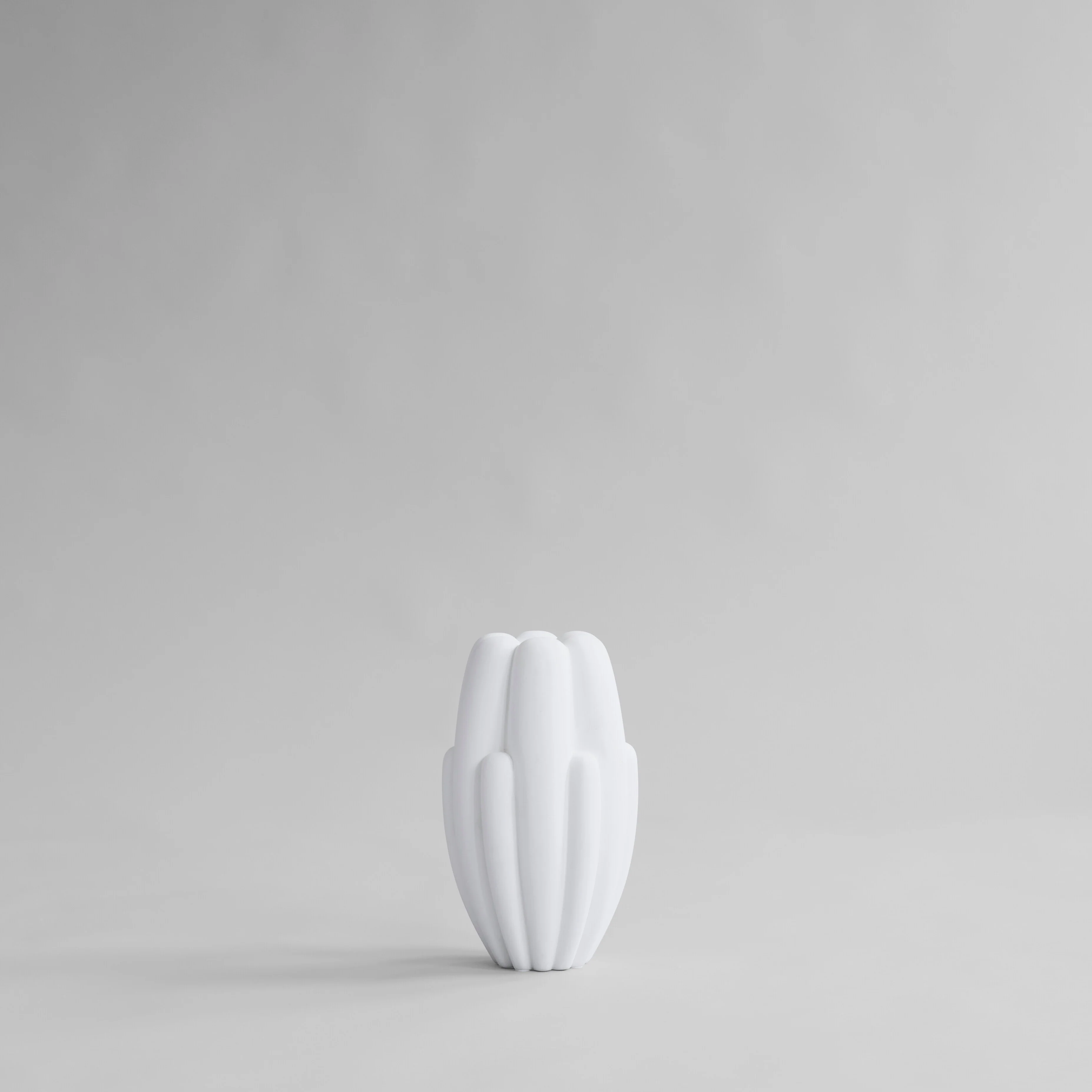 Bloom Vase Slim, Mini - Bone White