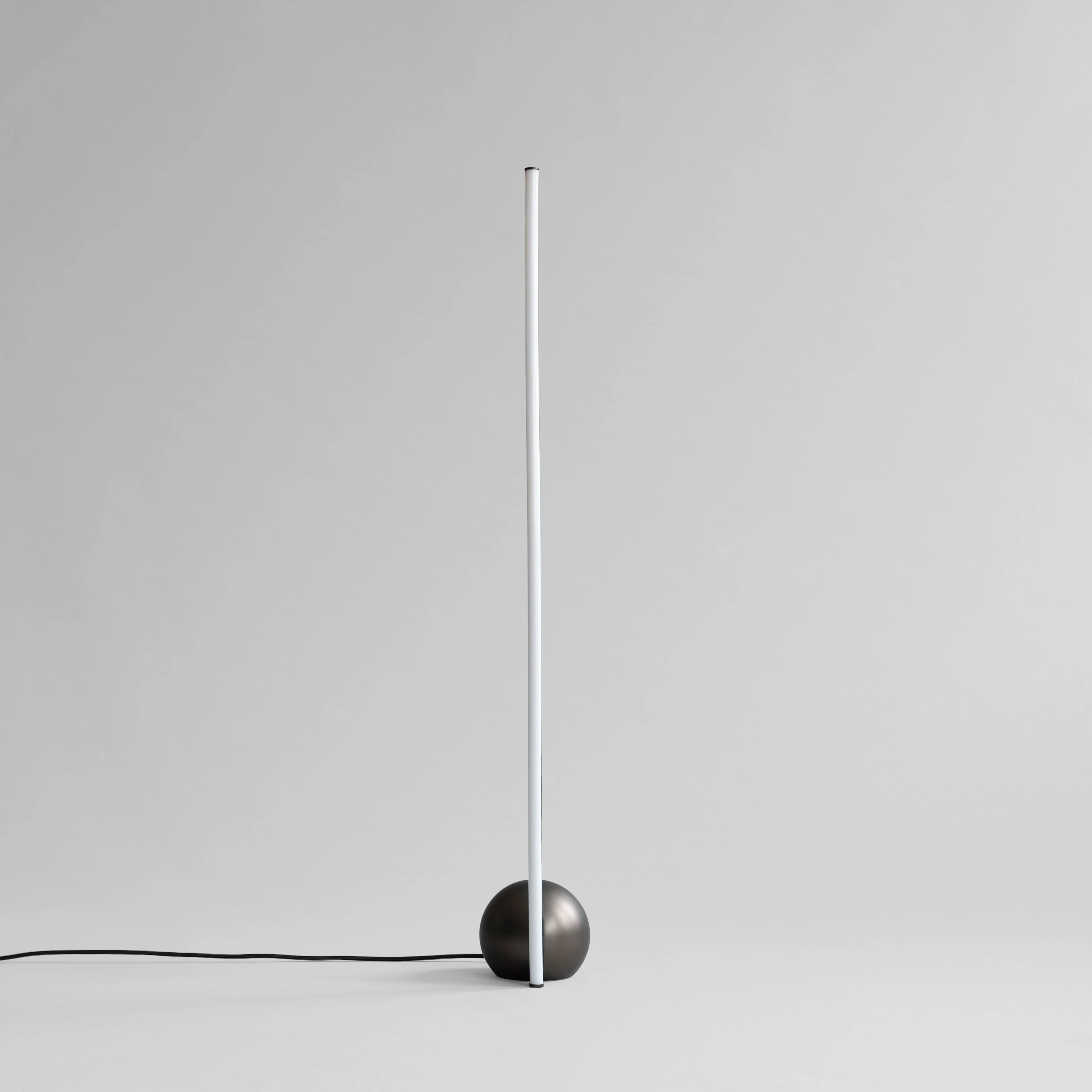 Bow Floor Lamp - Bronze - Image 4