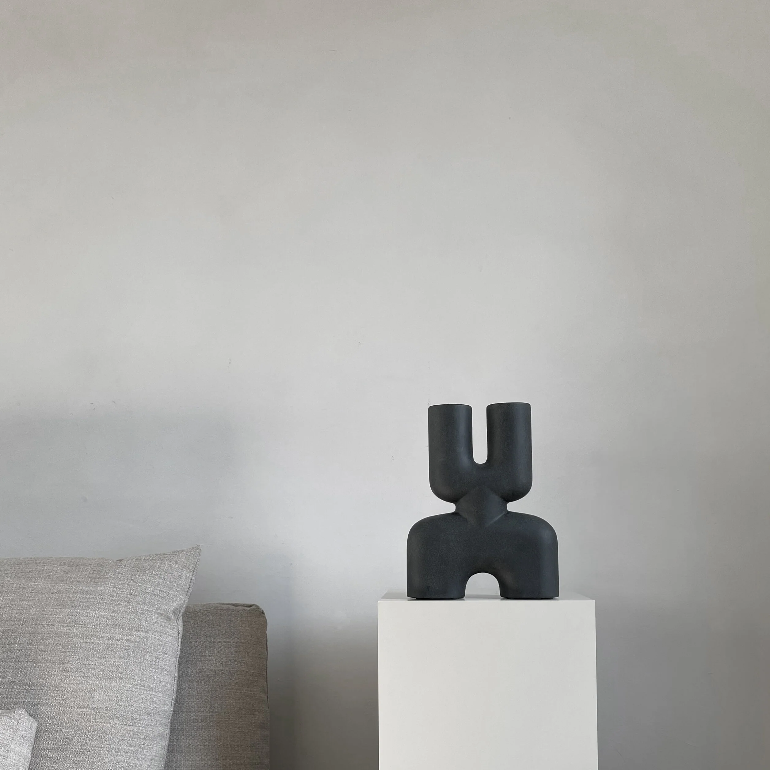 Cobra Vase Double, Mini - Black - Image 6