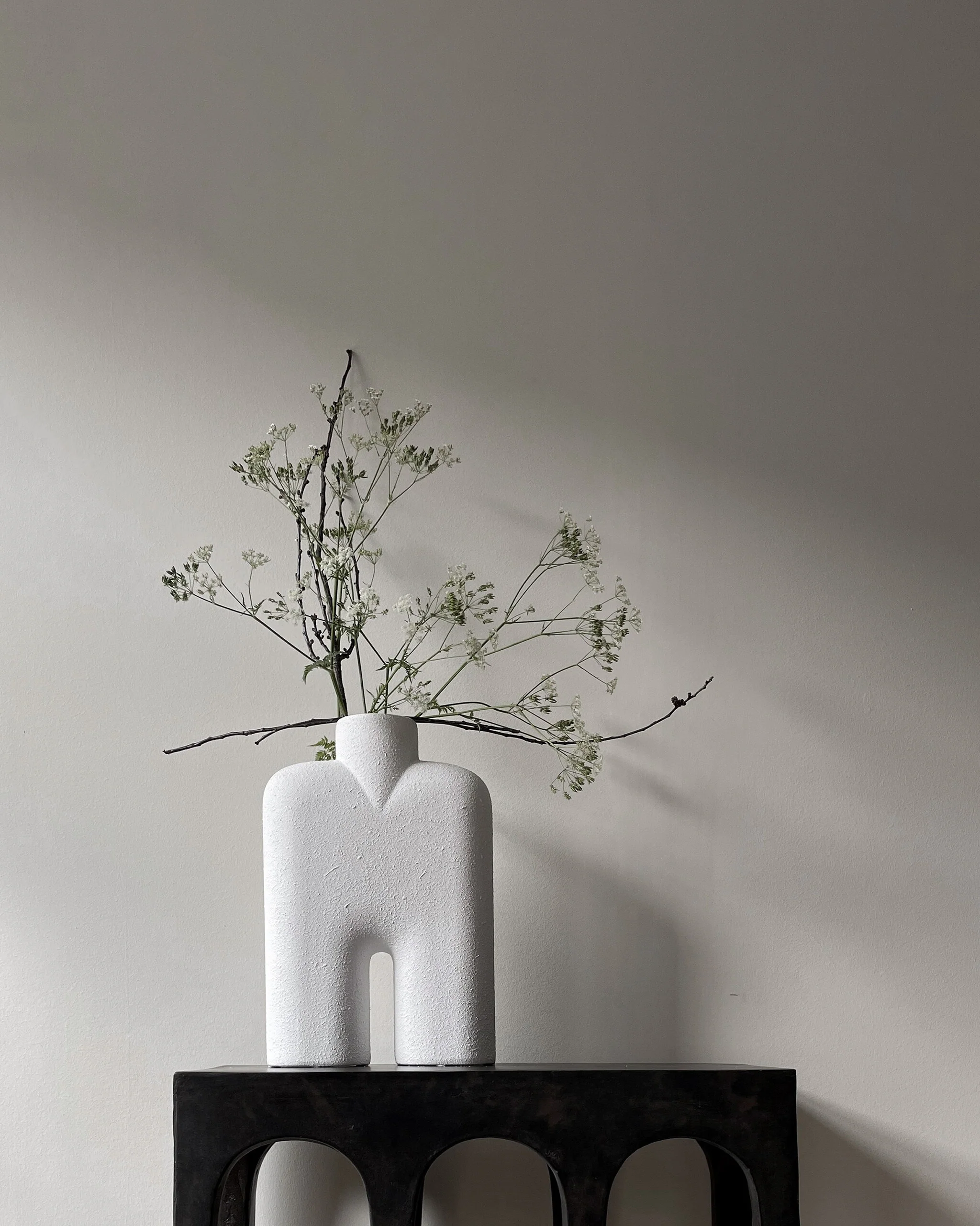 Cobra Vase Tall, Medio - Bubble White - Image 4