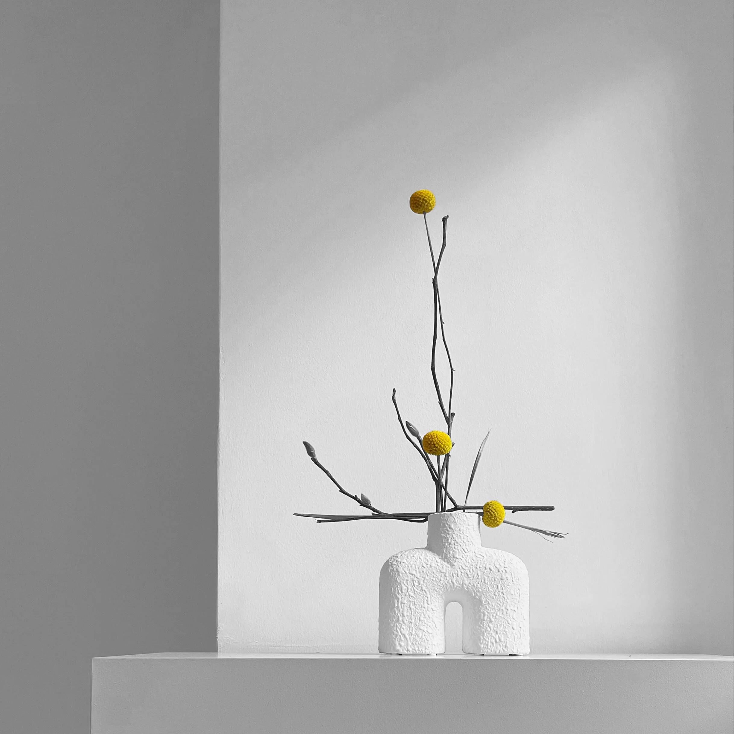 Cobra Vase Uno, Mini - Bubble White - Image 4