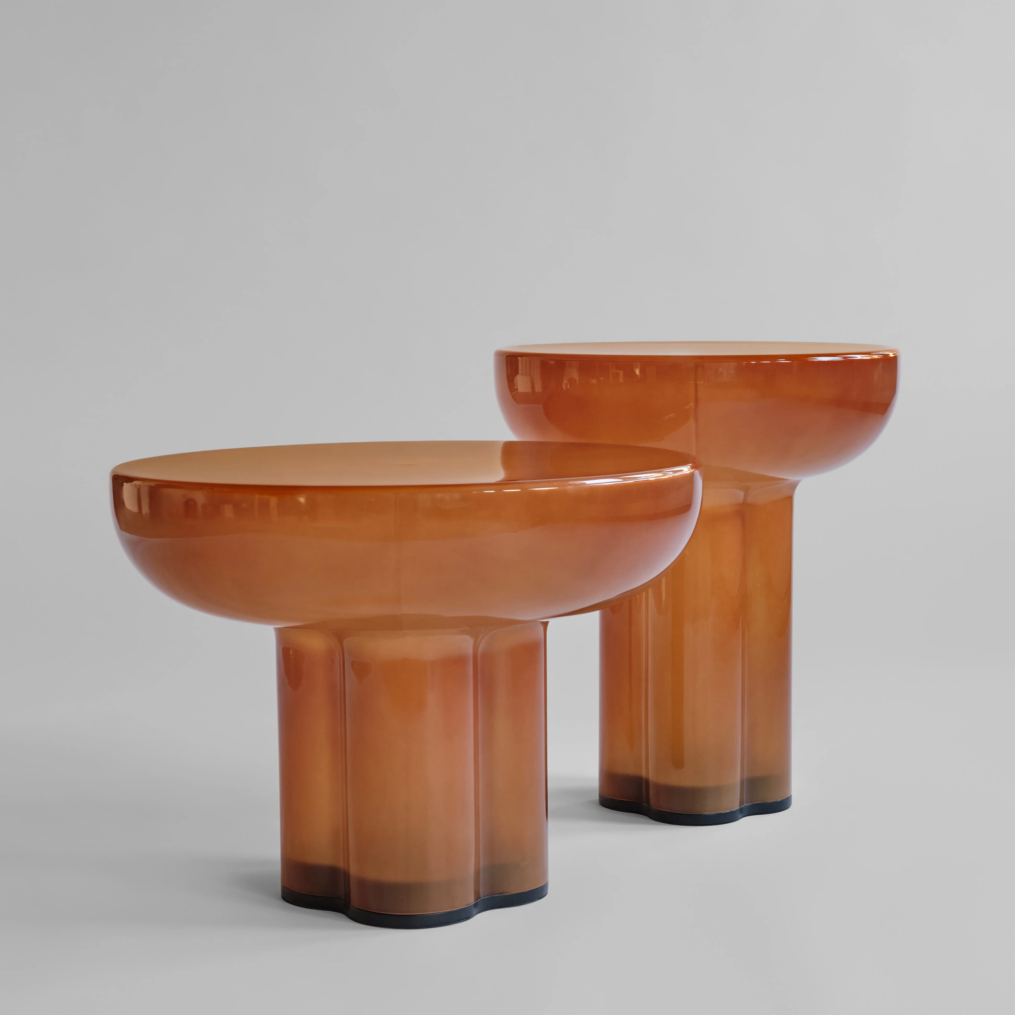 Crown Table, Tall - Caramel - Image 3