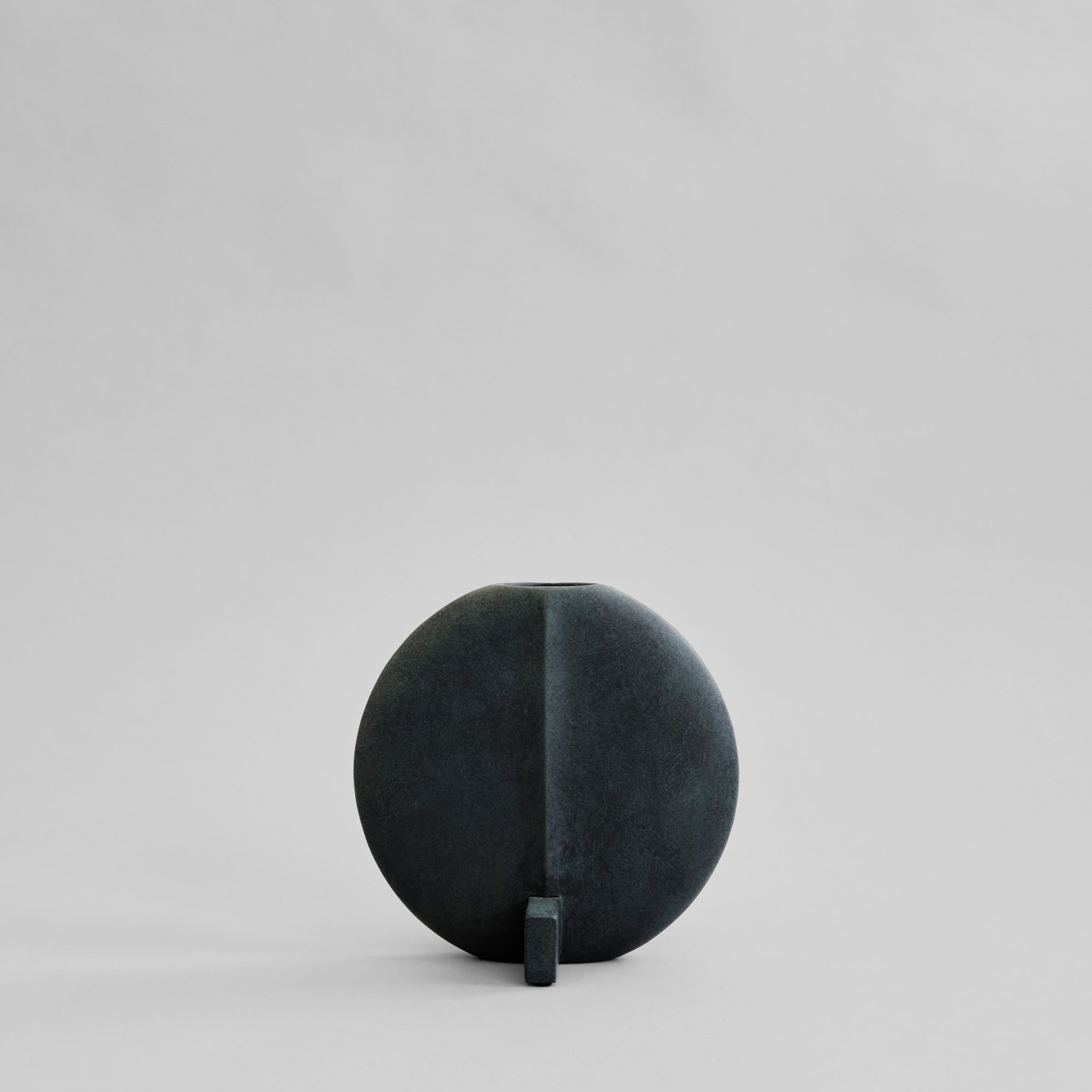 Guggenheim Vase, Petit - Black