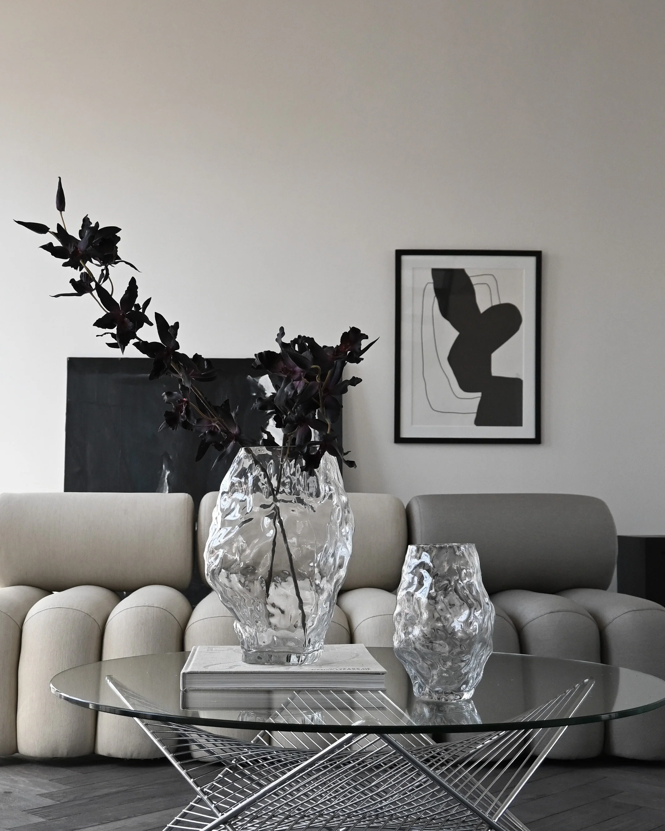 Katachi Vase, Mini - Clear - Image 7