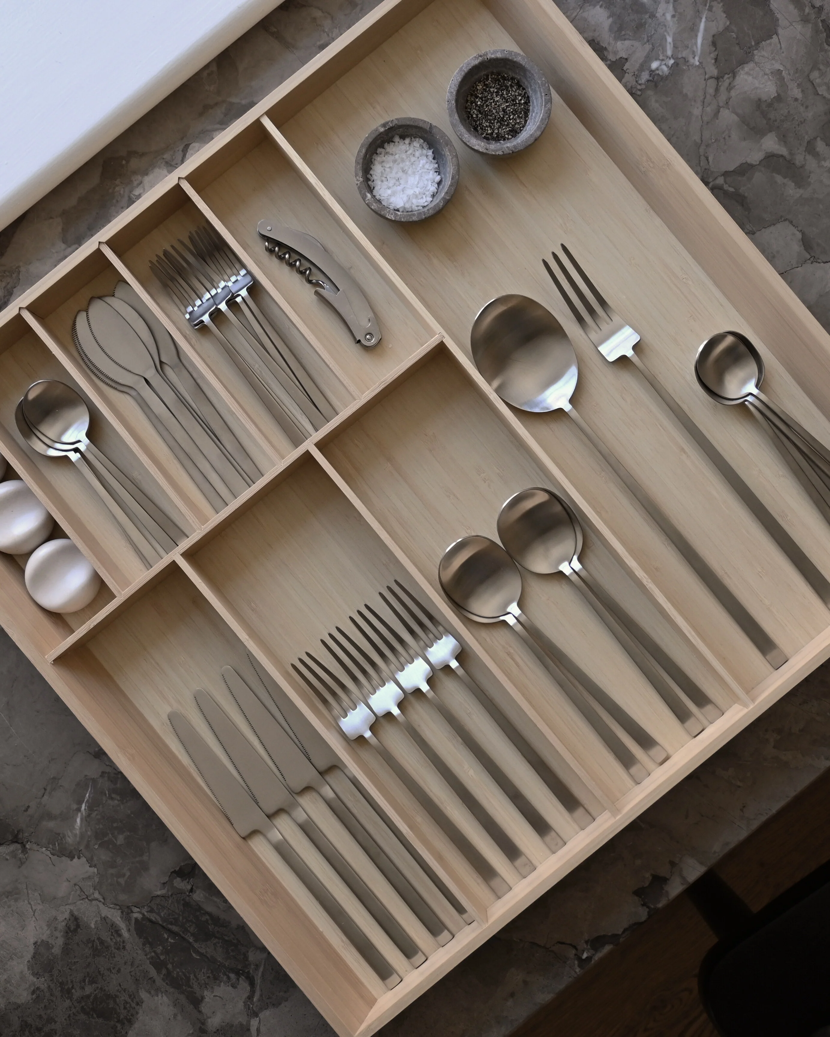 Kogei Cutlery - Brushed Steel (16 pcs) - Image 5