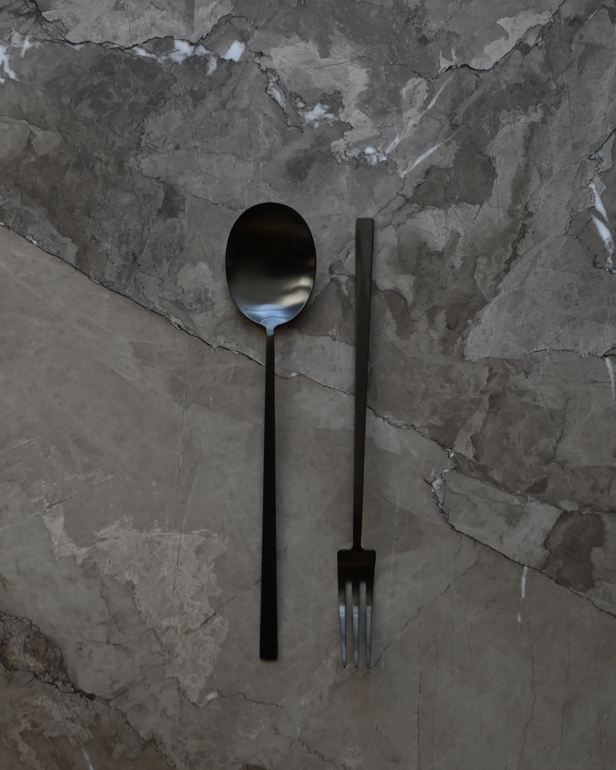 Kogei Salad Servers - Black - Image 7