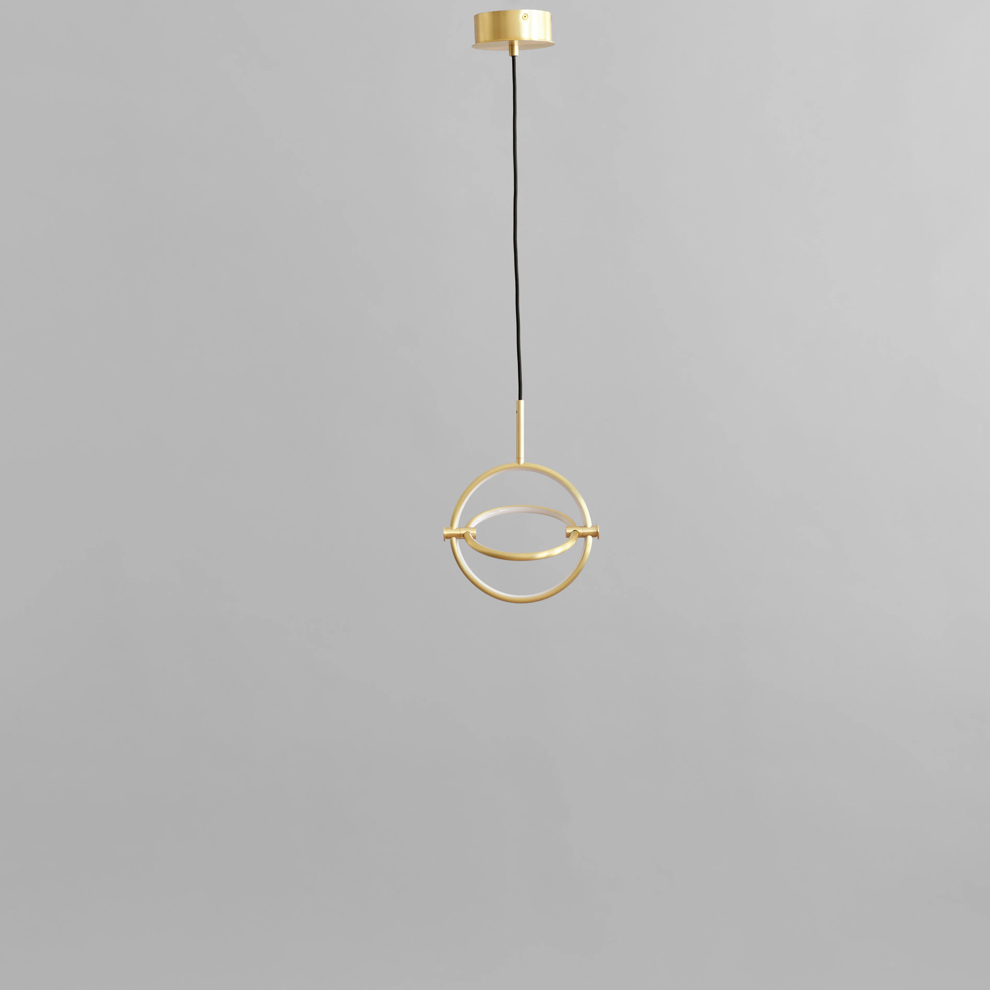 Maru Pendant, Ø20 - Brass