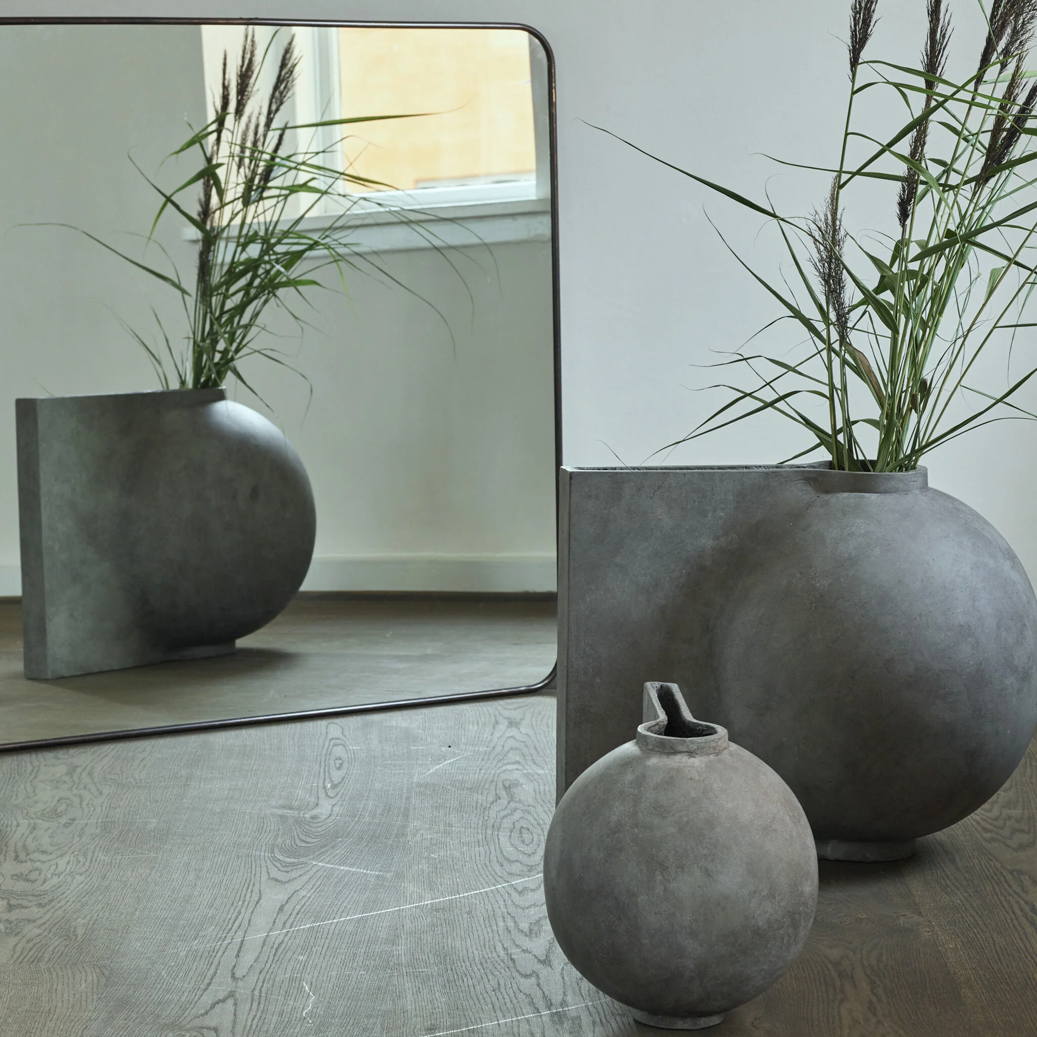 Offset Vase, Mini - Dark Grey - Image 9