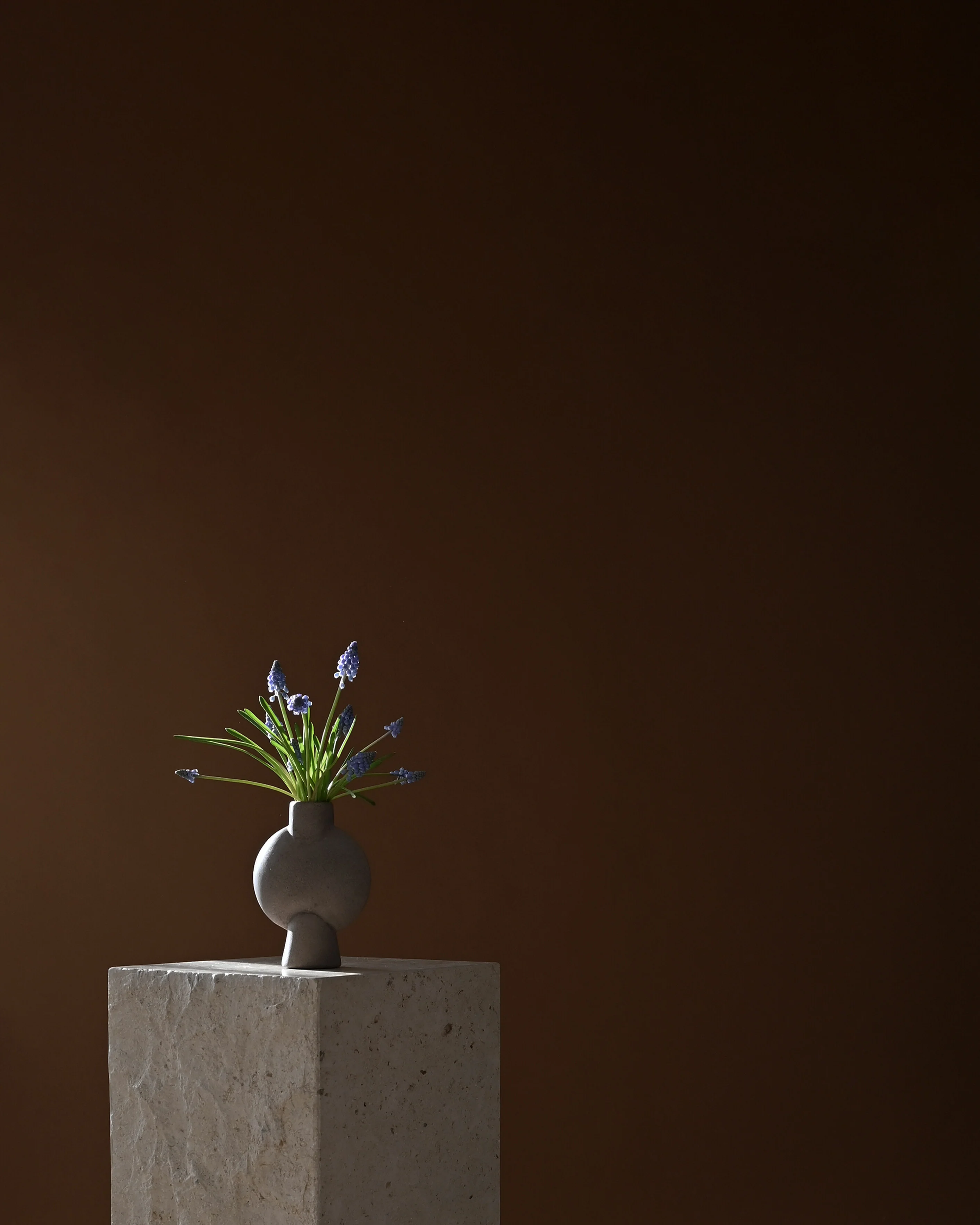 Sphere Vase Bubl, Mini - Taupe - Image 5