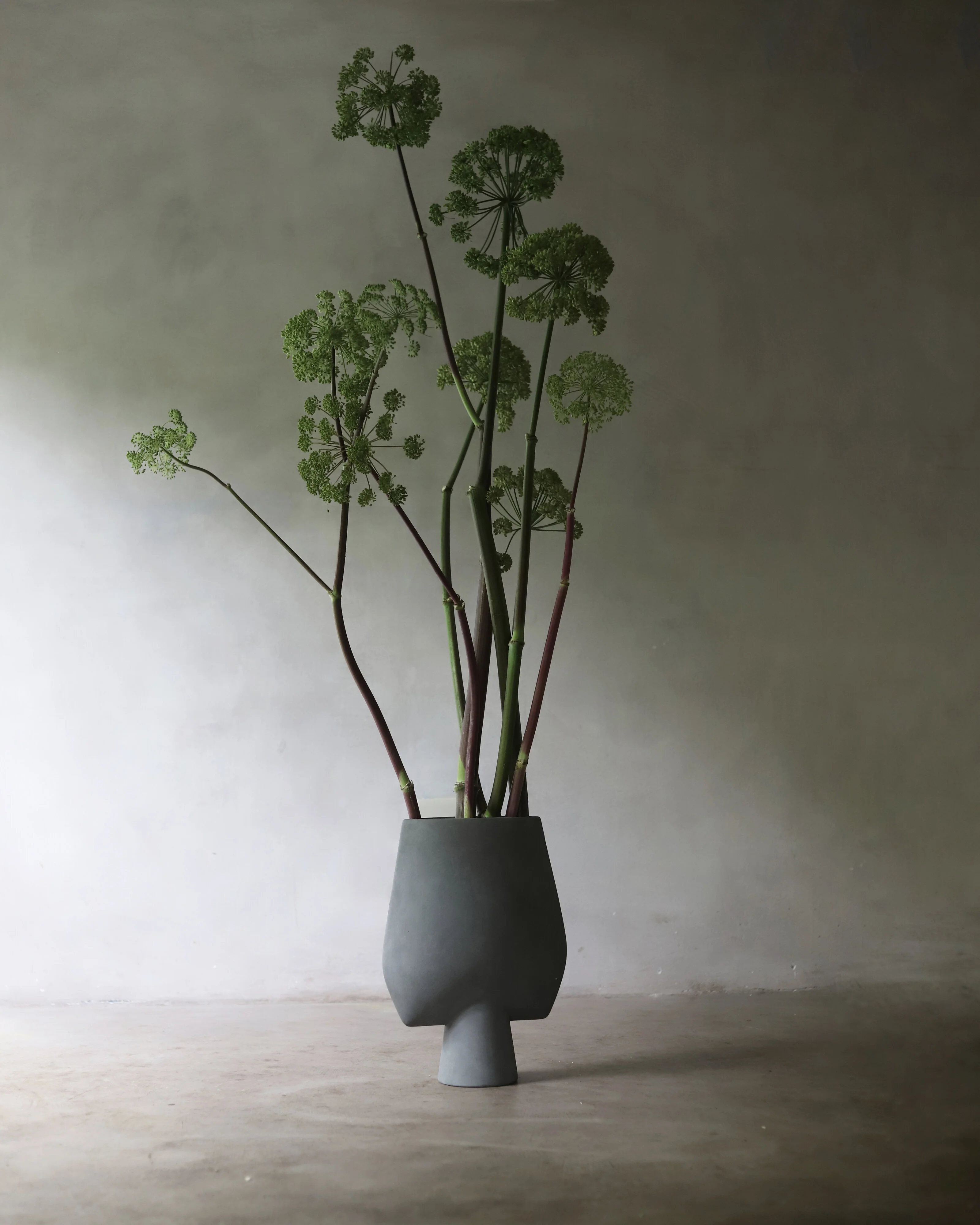 Sphere Vase Square, Big - Dark Grey - Image 4