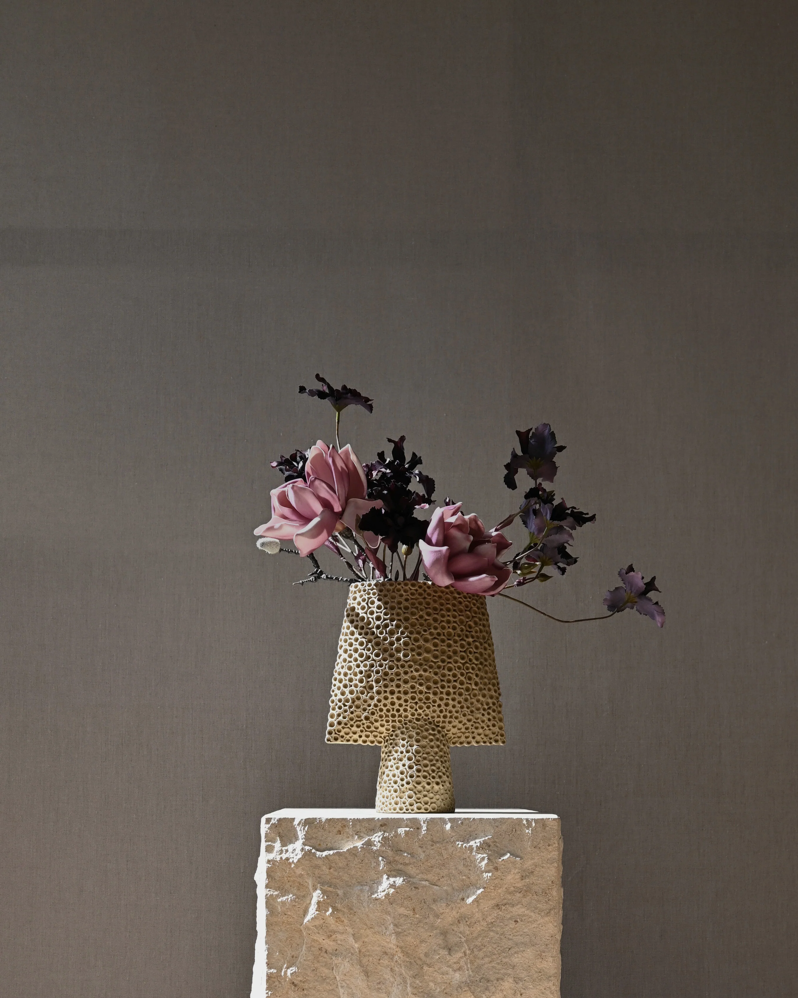 Sphere Vase Square Shisen, Mini - Sand - Image 4