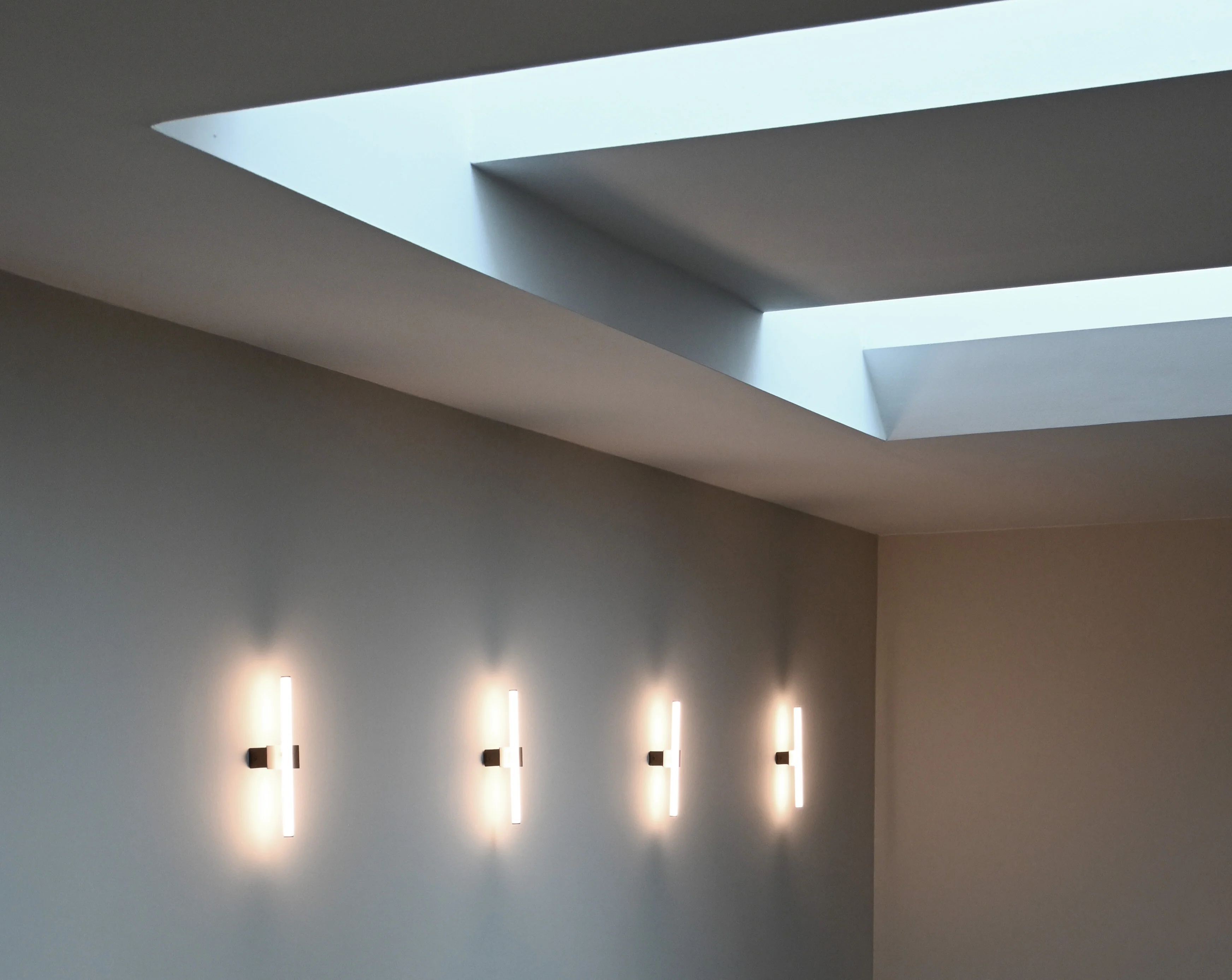 Stick Wall Lamp - Bronze - Image 6