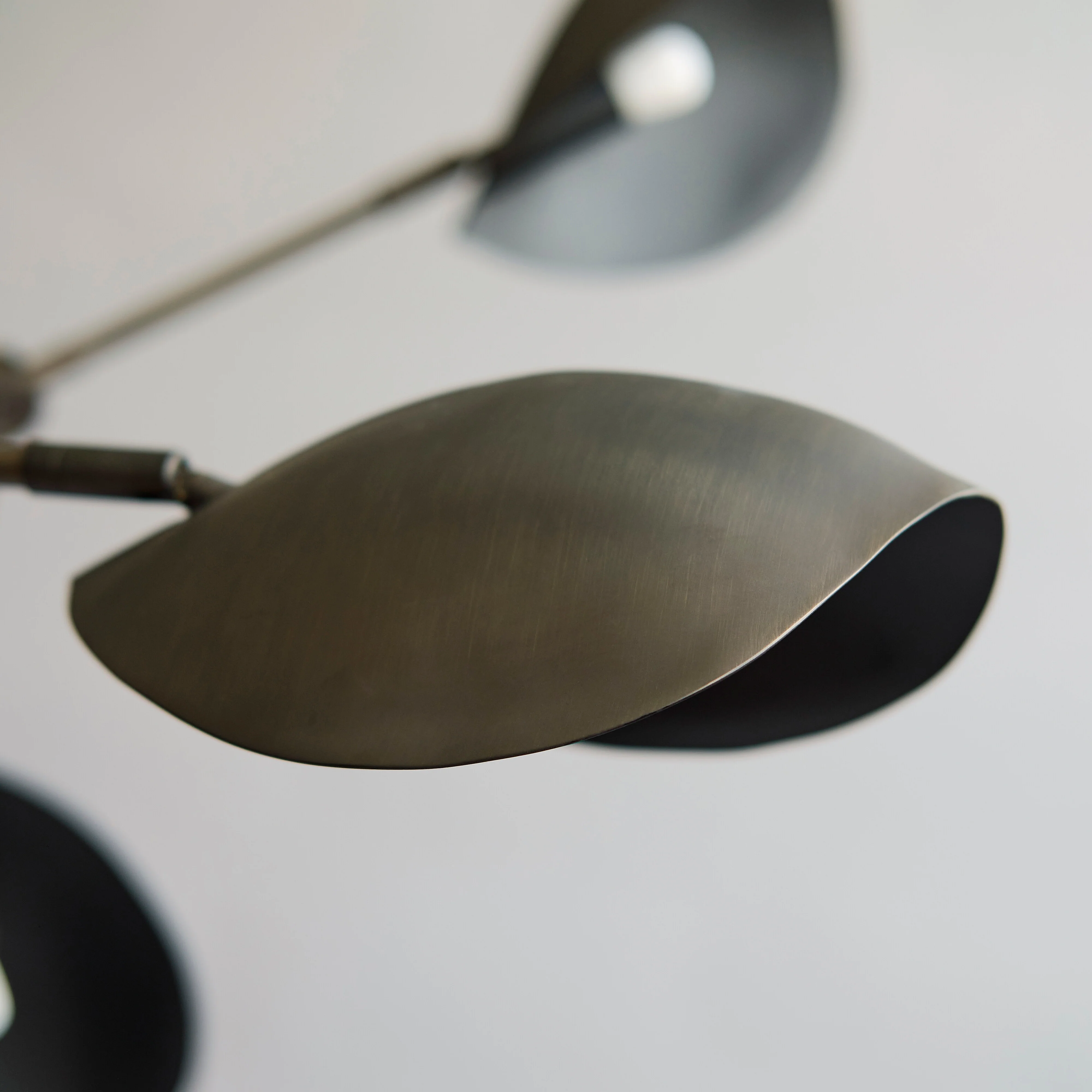 Stingray Chandelier - Bronze (5m) - Image 7