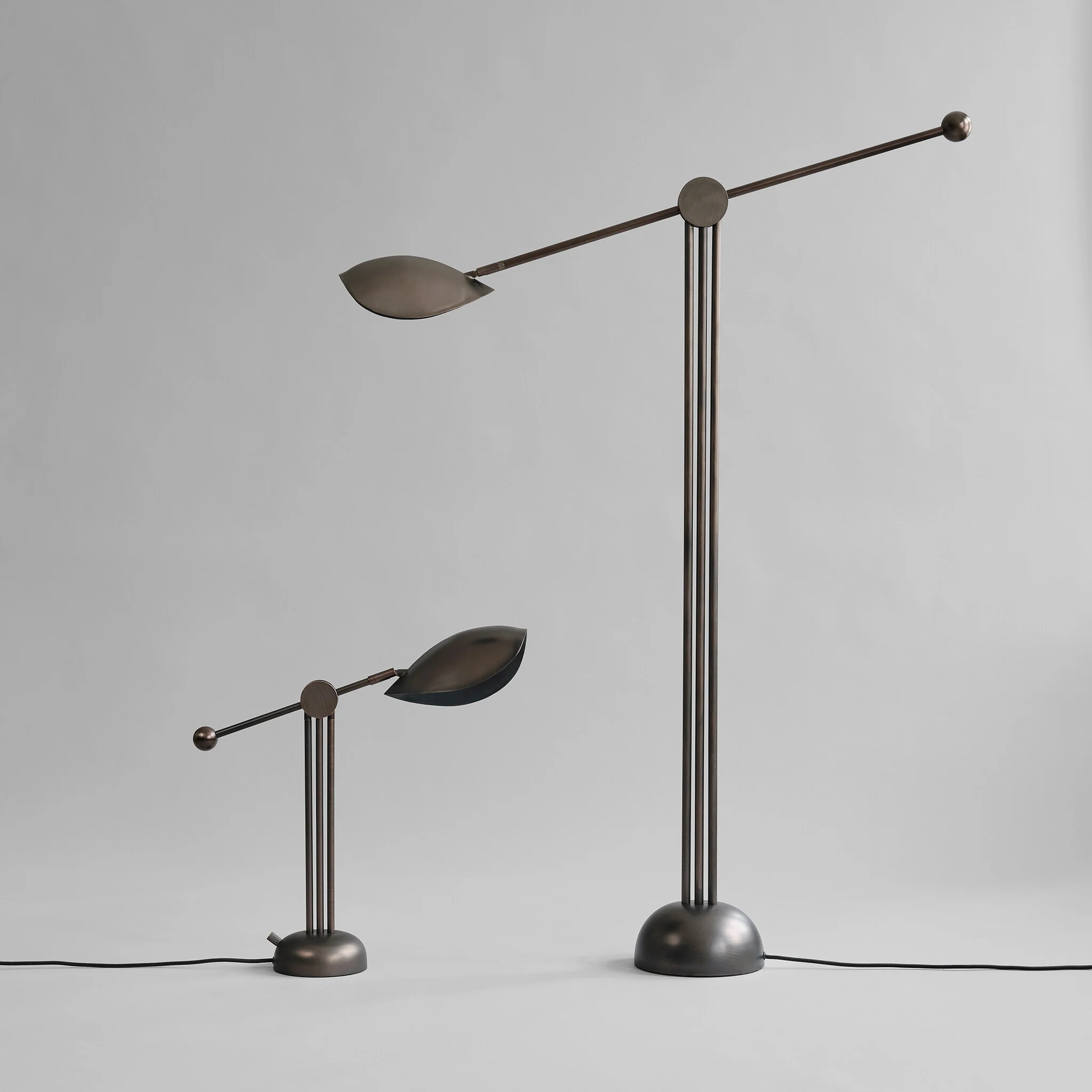 Stingray Table Lamp - Bronze - Image 7