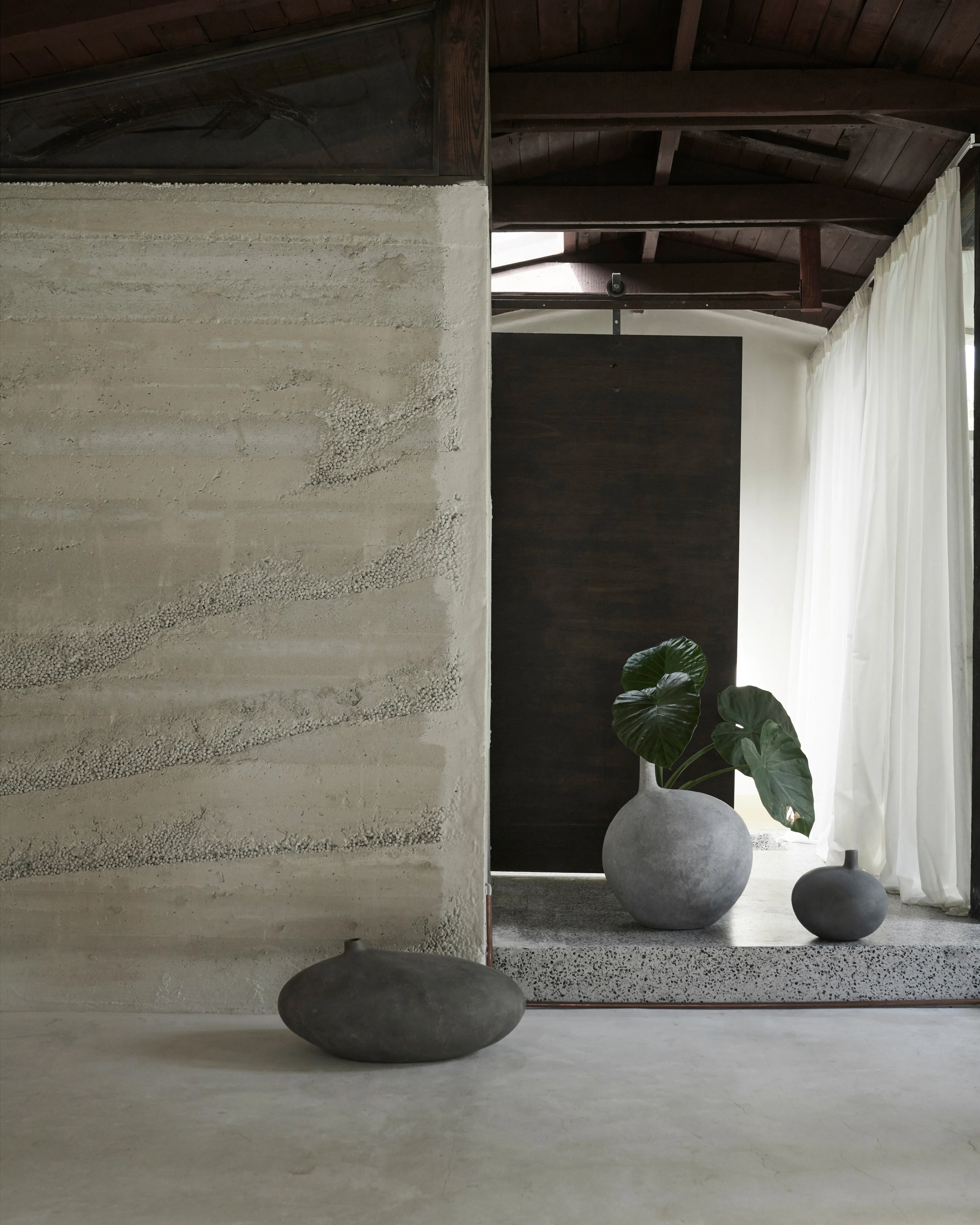 Submarine Vase, Small - Dark Grey - Image 3