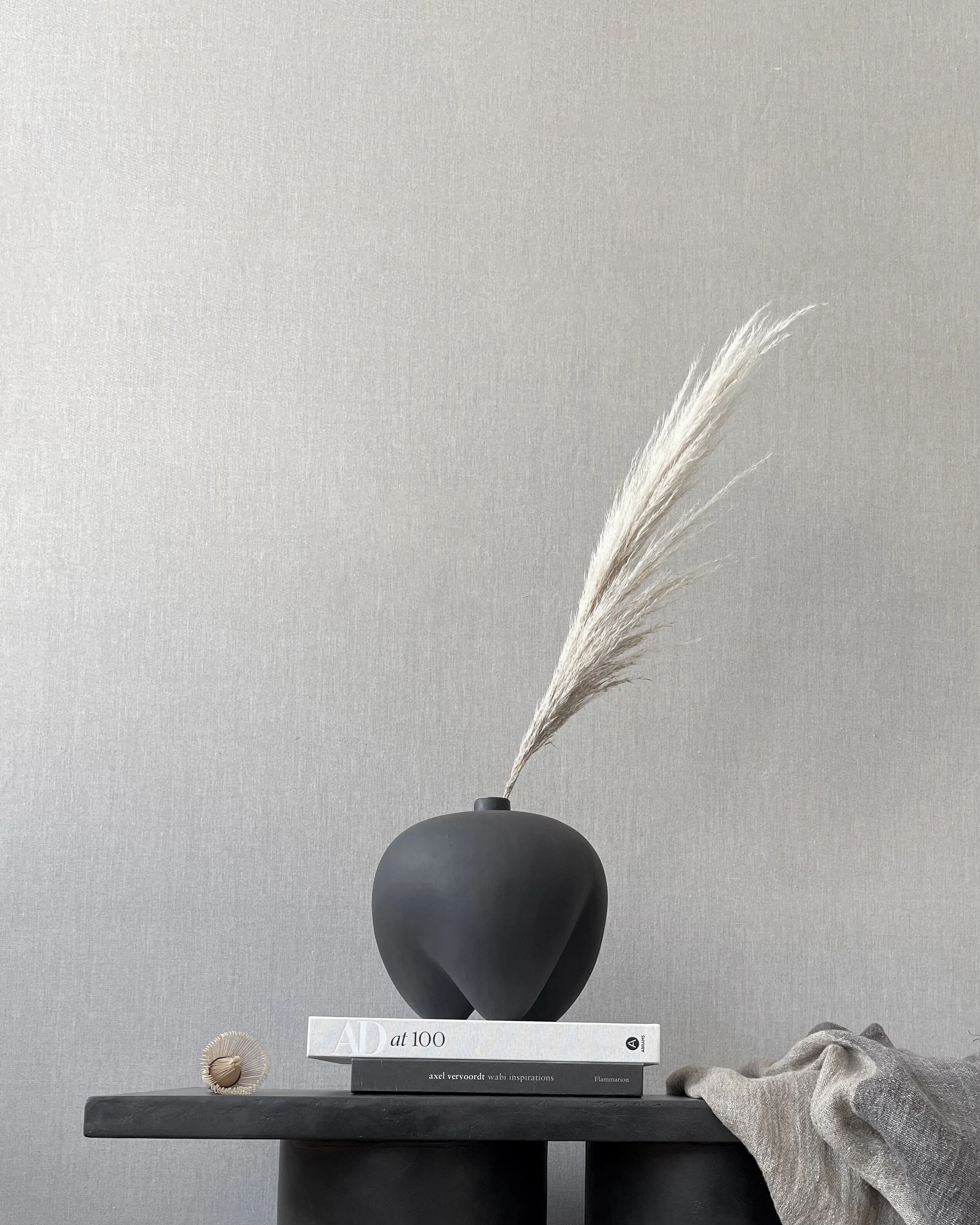 Sumo Vase, Mini - Coffee - Image 4