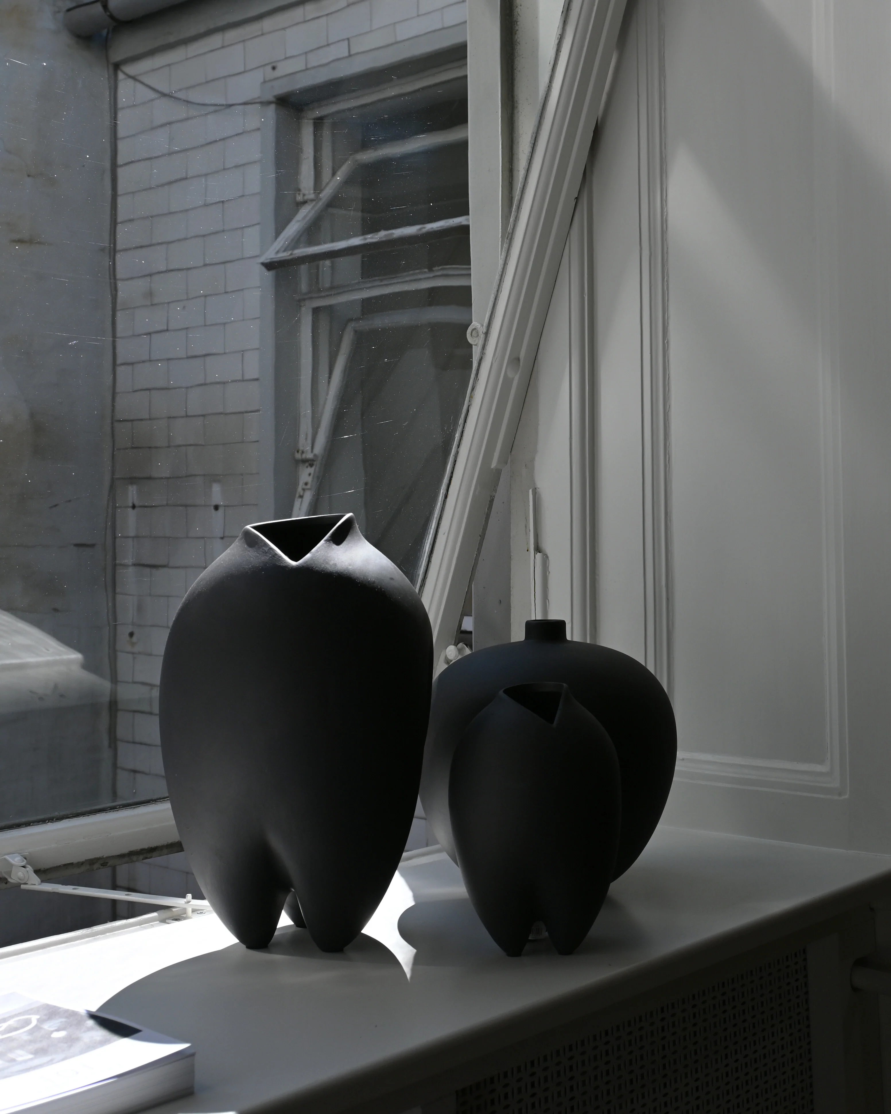 Sumo Vase, Mini - Coffee - Image 5