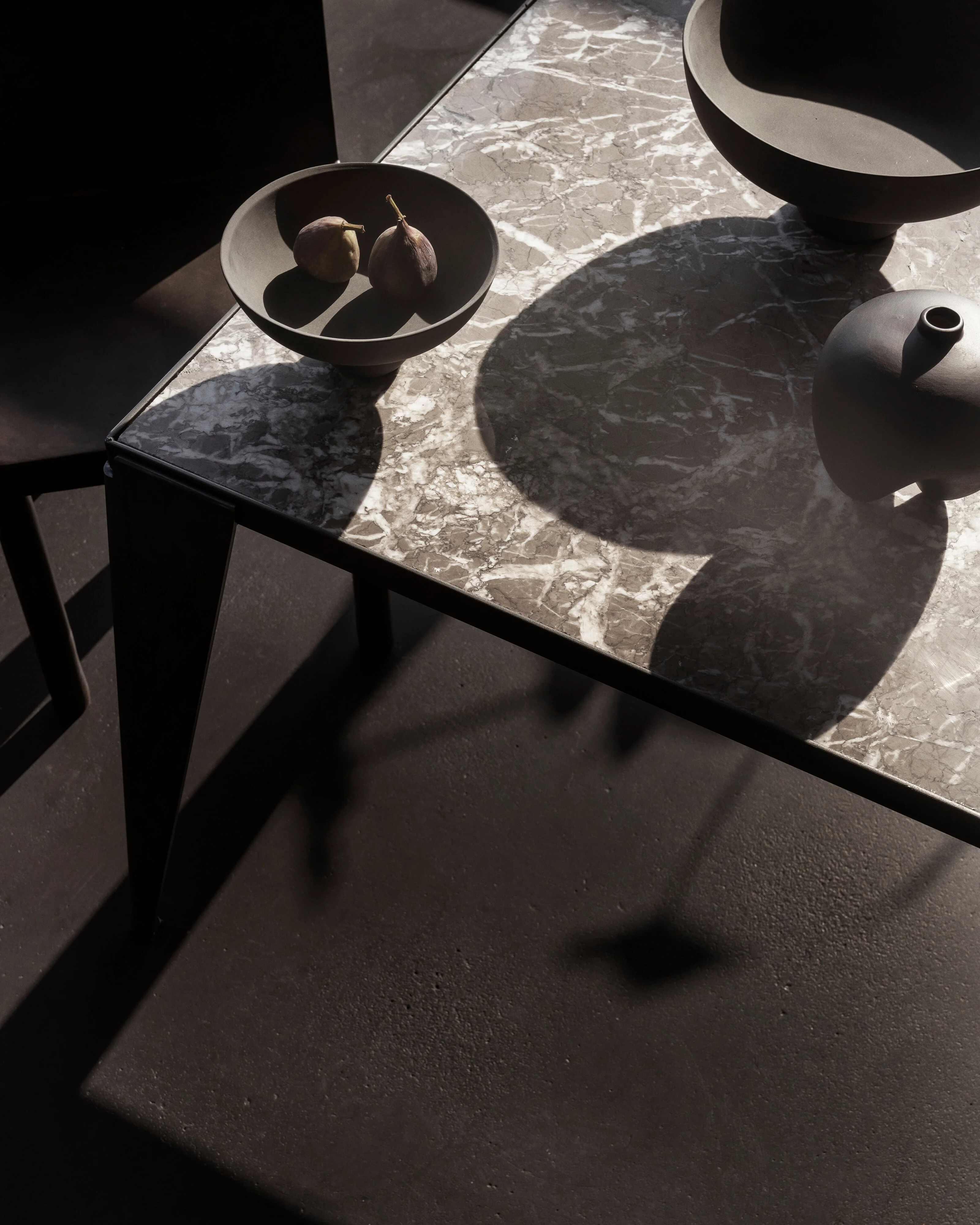 Sumo Vase, Petit - Coffee - Image 4
