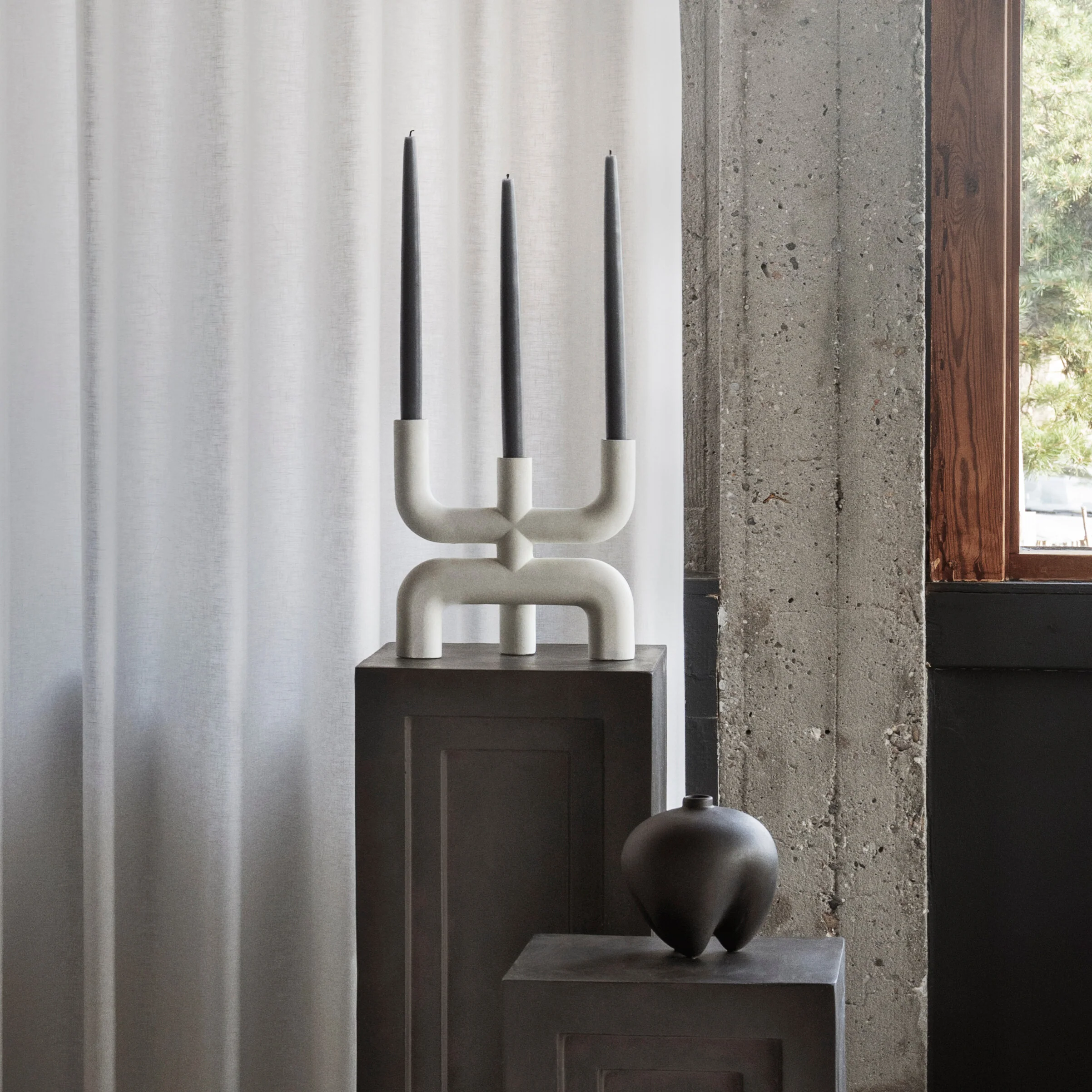 Sumo Vase, Petit - Coffee - Image 6