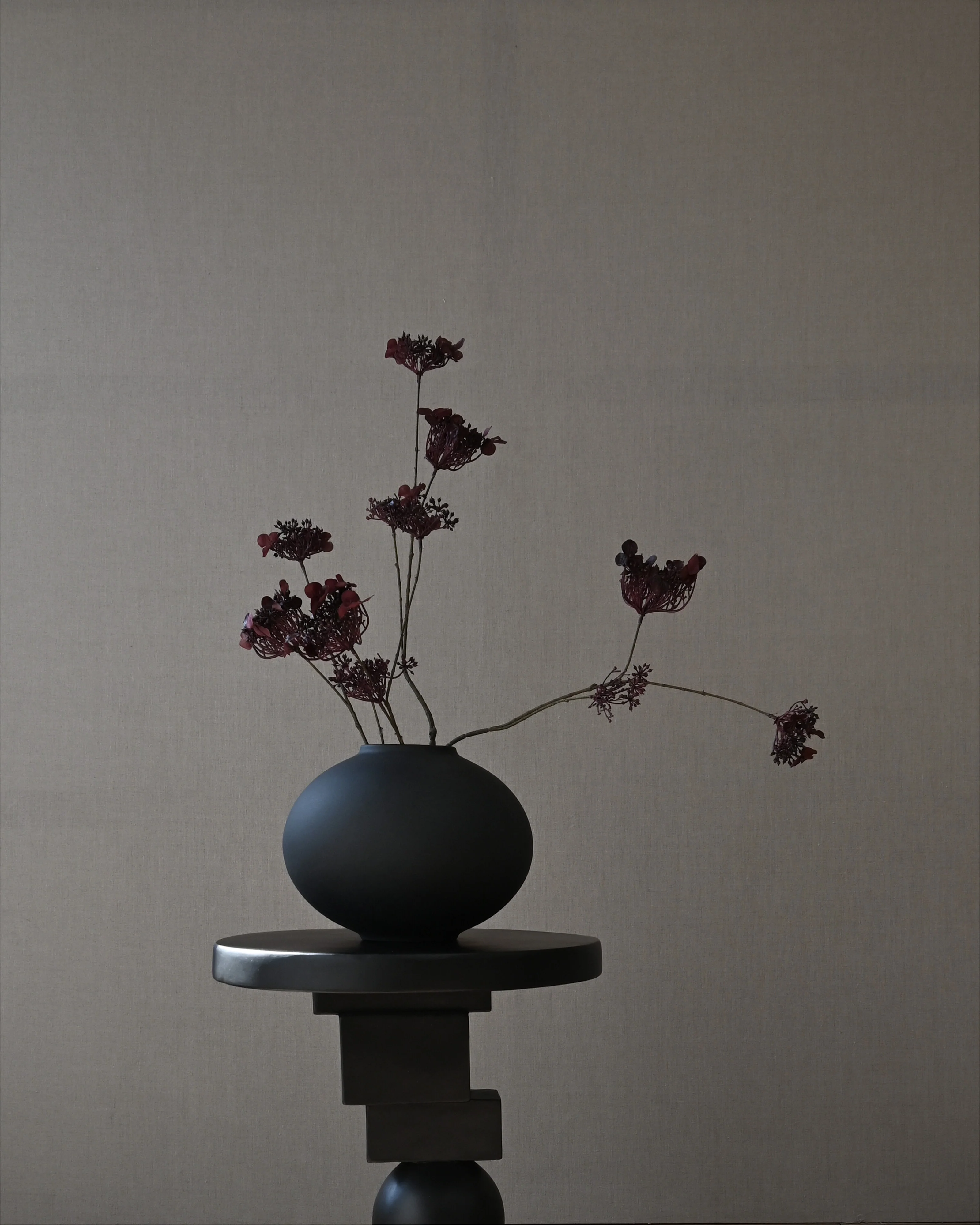 Sunao Vase Fat, Mini - Black - Image 6