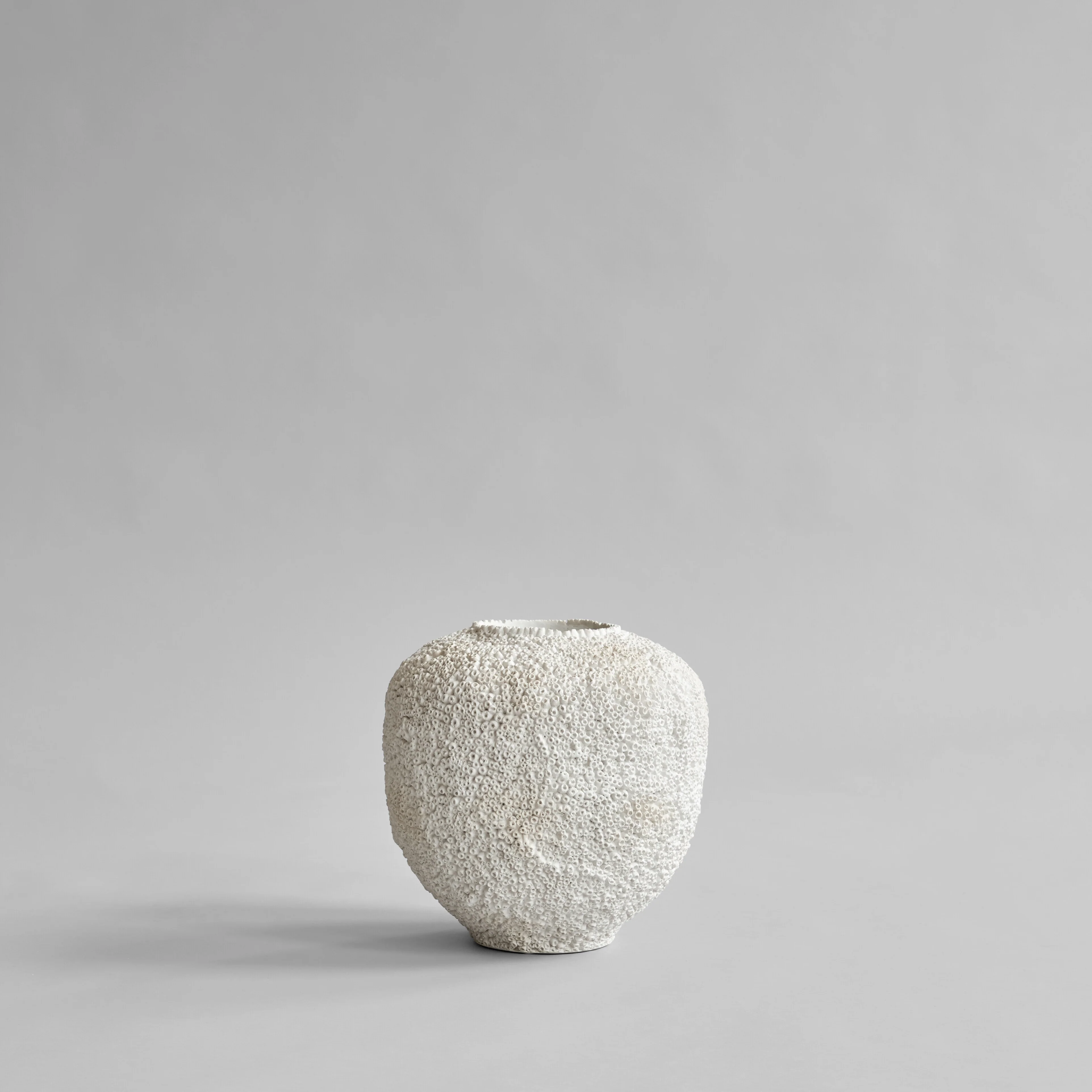Sunao Vase, Medio - Beehive