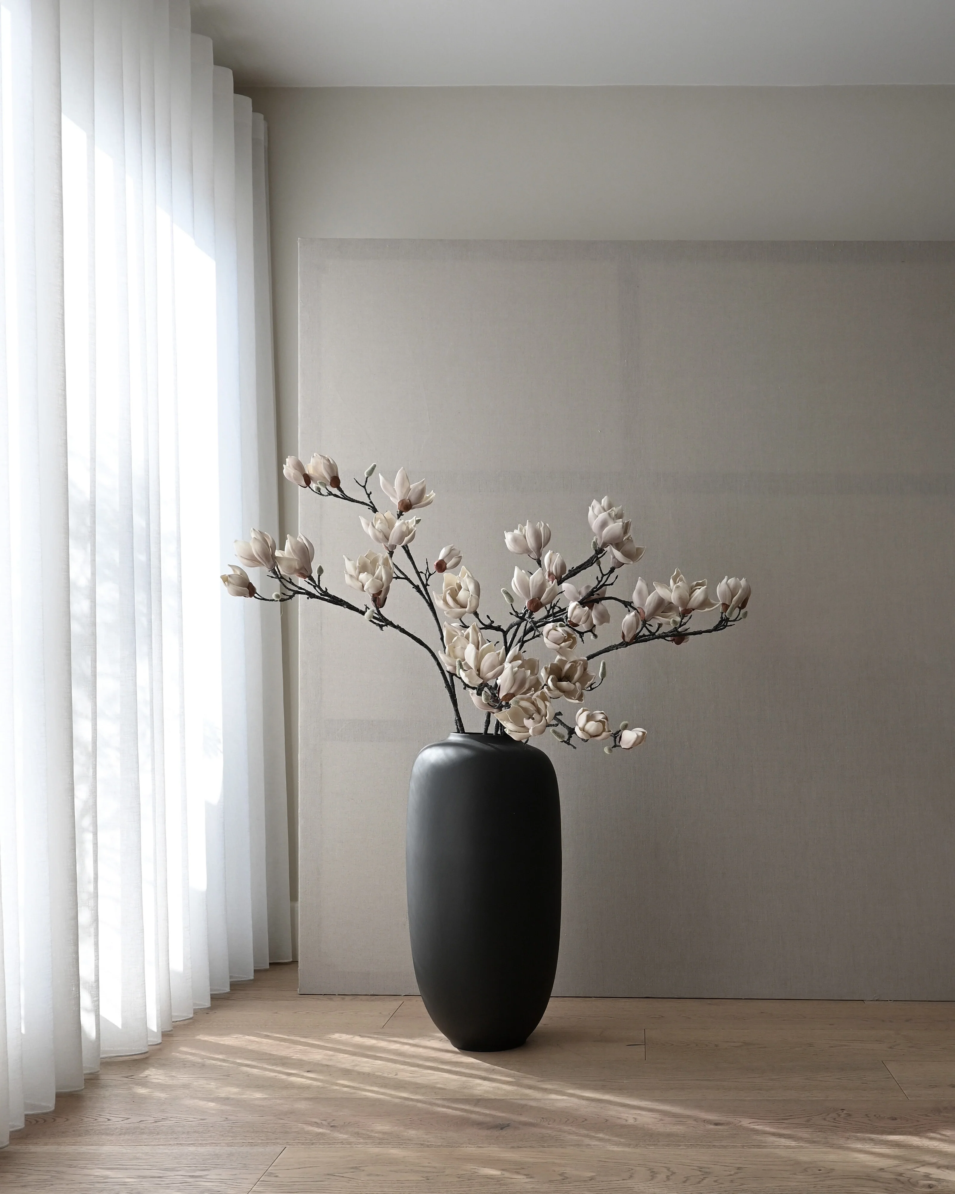 Sunao Vase Slim, Hexa - Black - Image 6