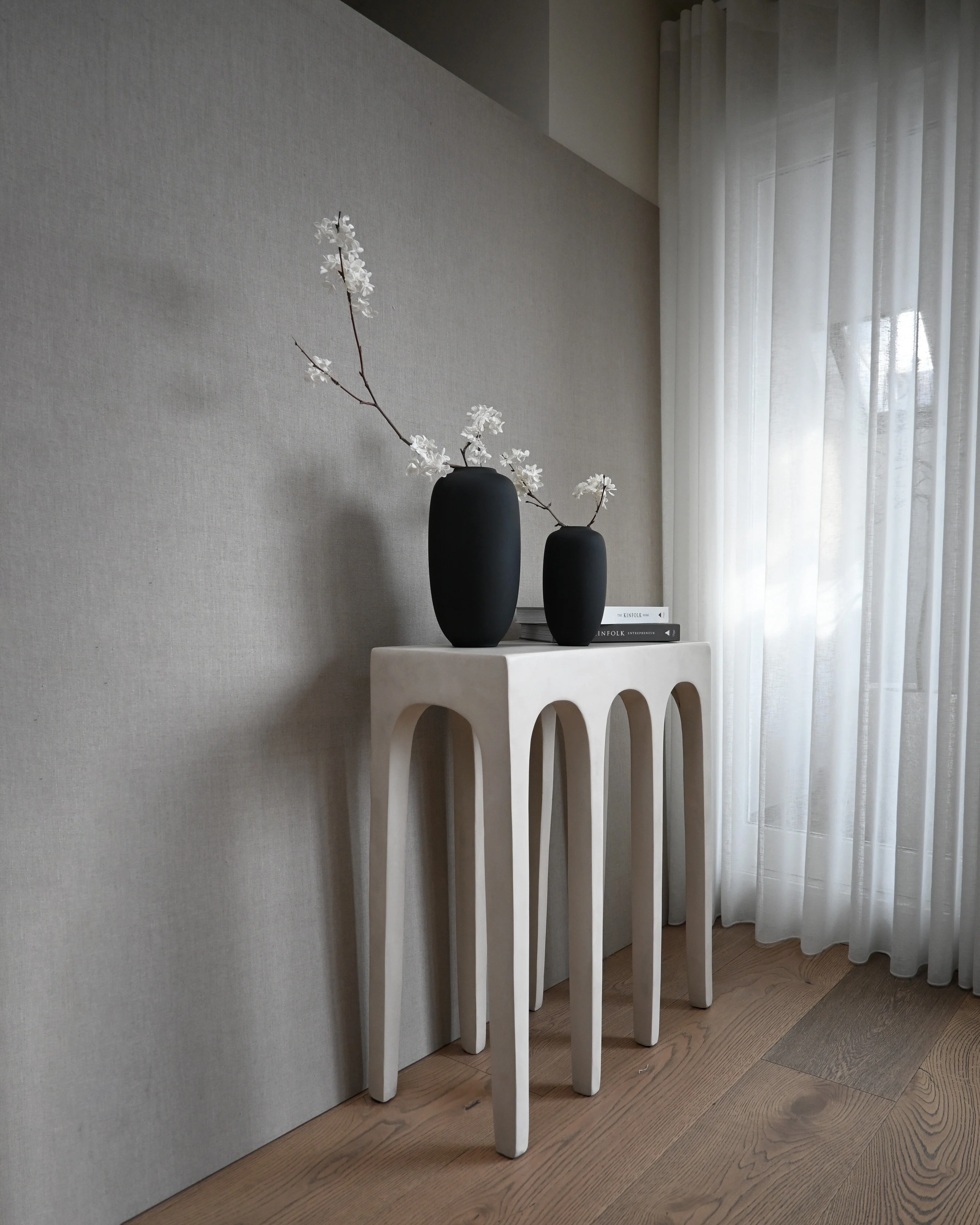 Sunao Vase Slim, Mini - Black - Image 4