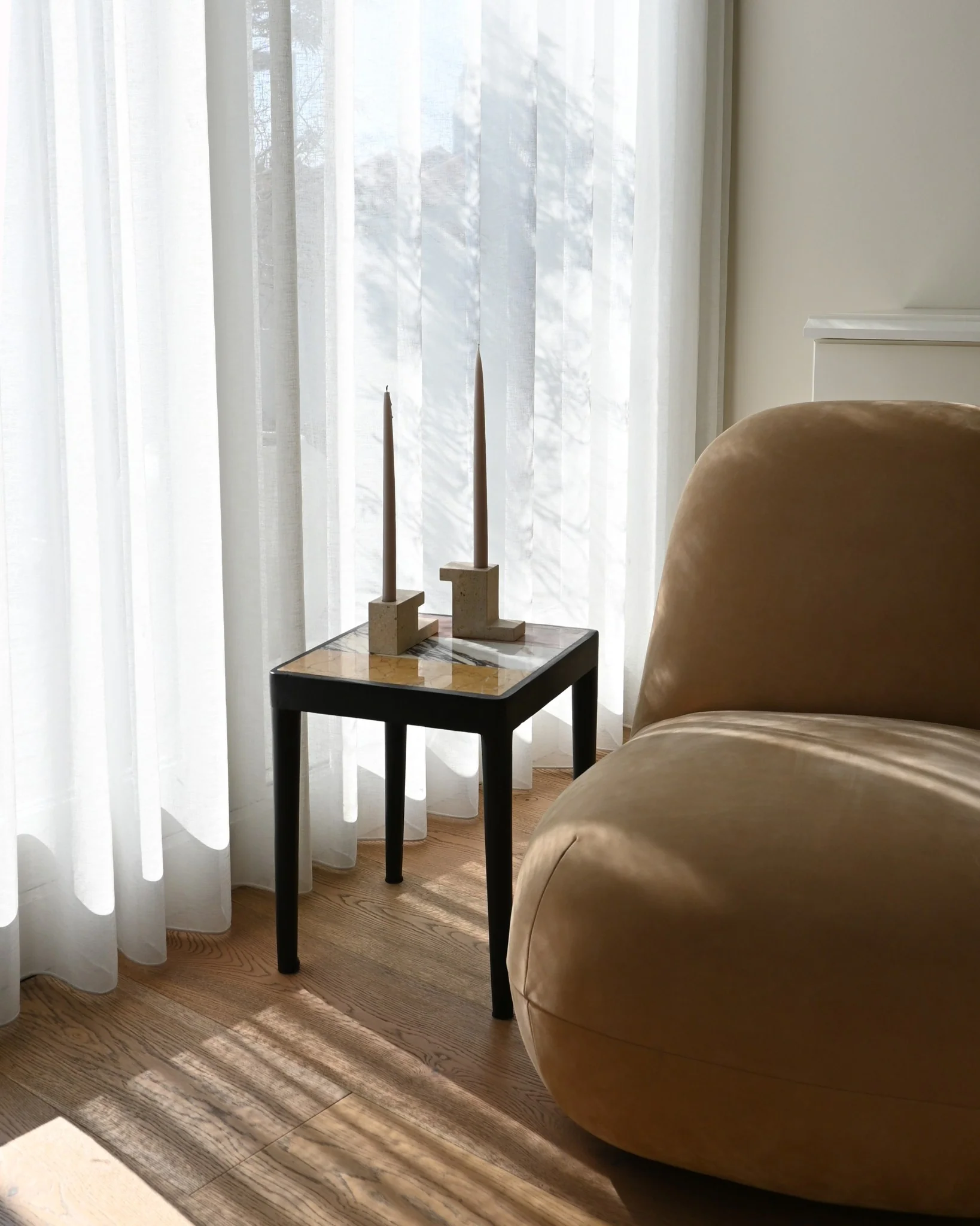 Tairu Table - Striped - Image 3