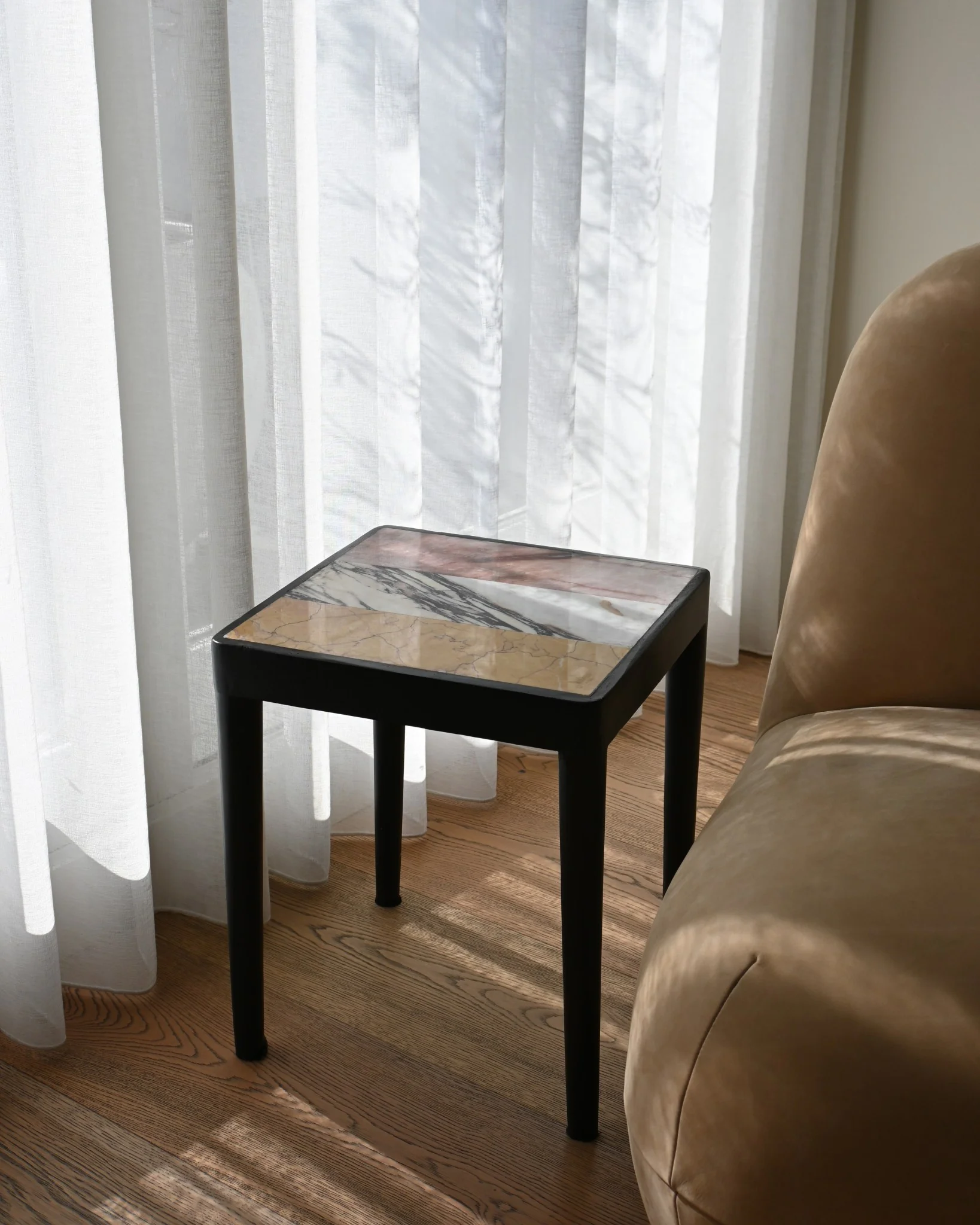 Tairu Table - Striped - Image 9