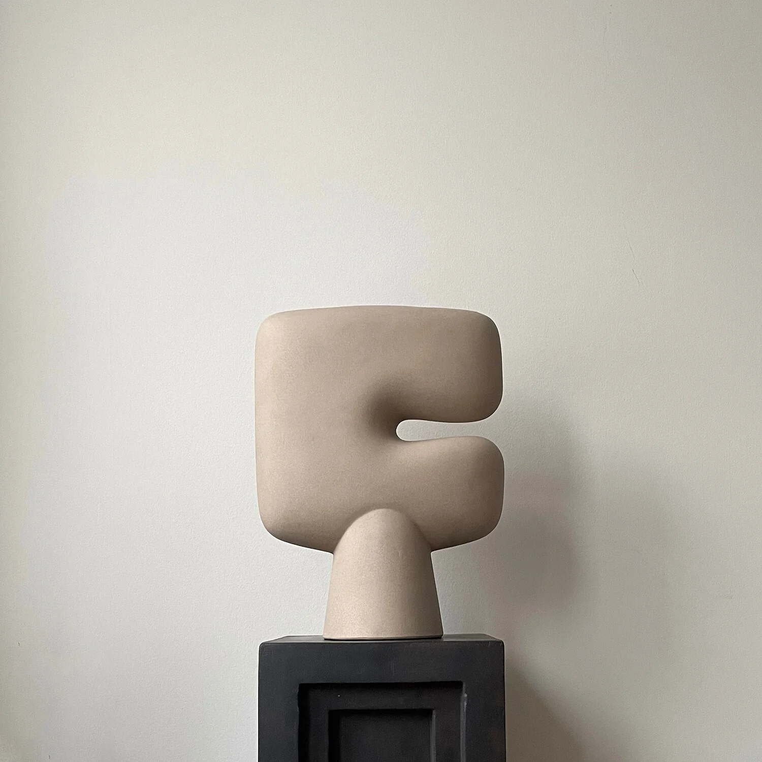 Tribal Vase, Big - Sand - Image 4