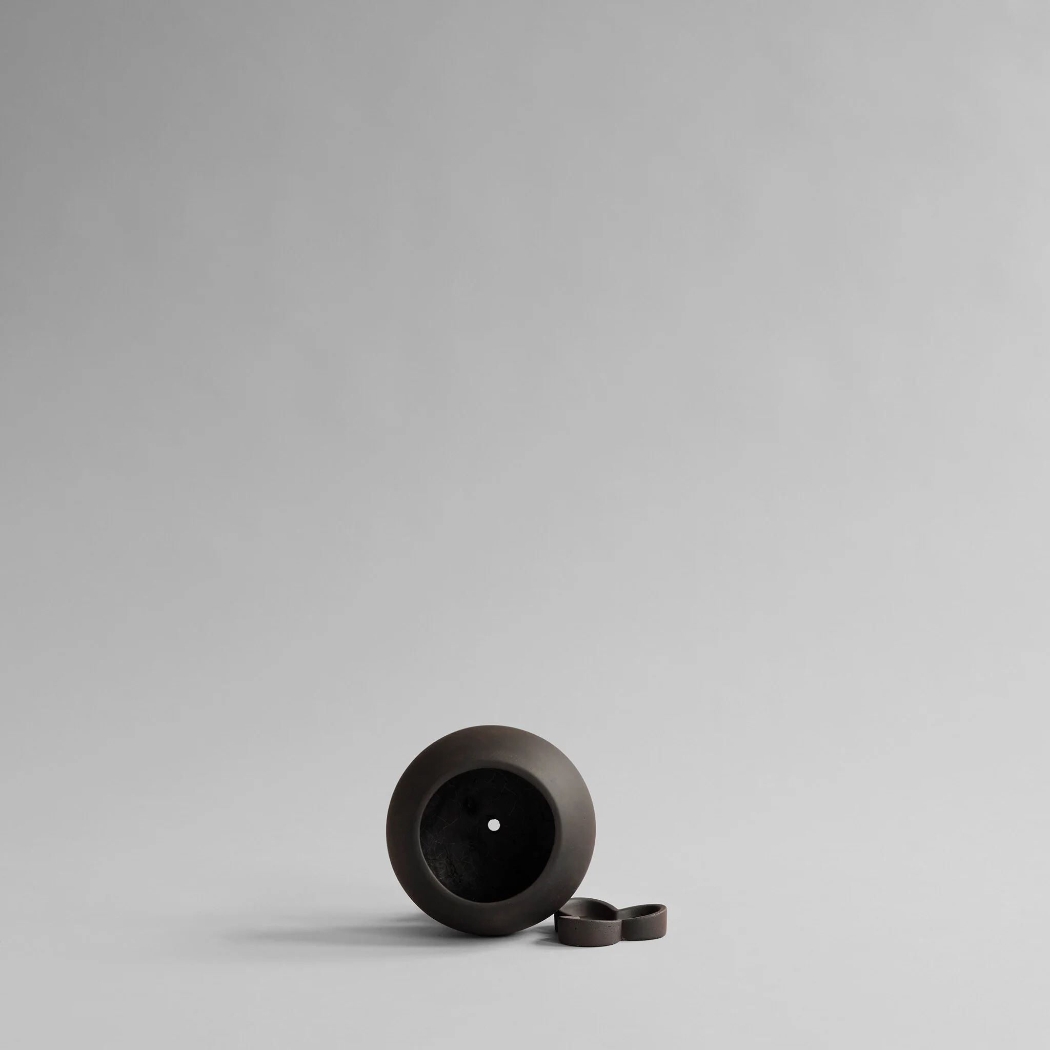 Urchin Plant Pot, Petit - Coffee - Image 6